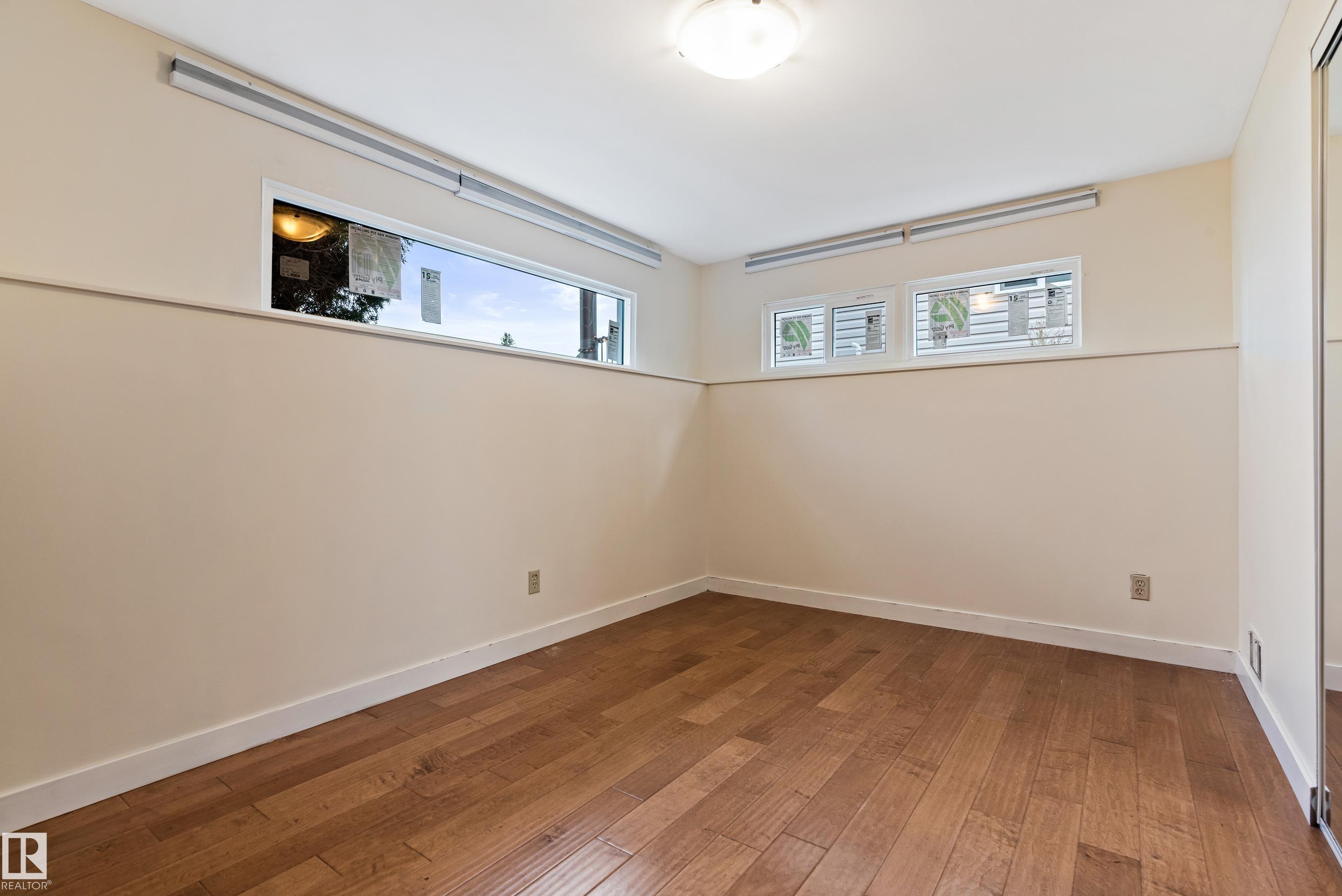 Photo 39 at 7203 93 Avenue NW, Ottewell, Edmonton