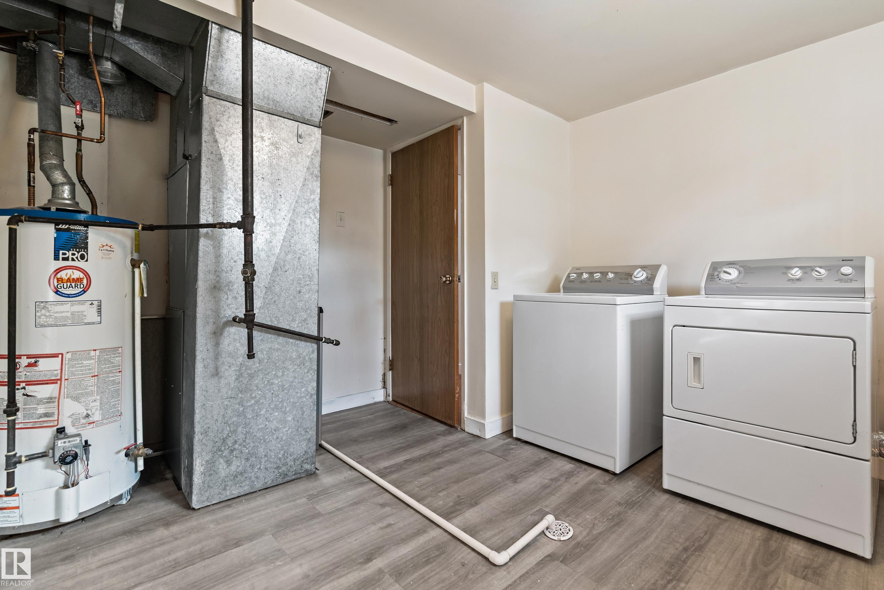 Photo 46 at 7203 93 Avenue NW, Ottewell, Edmonton