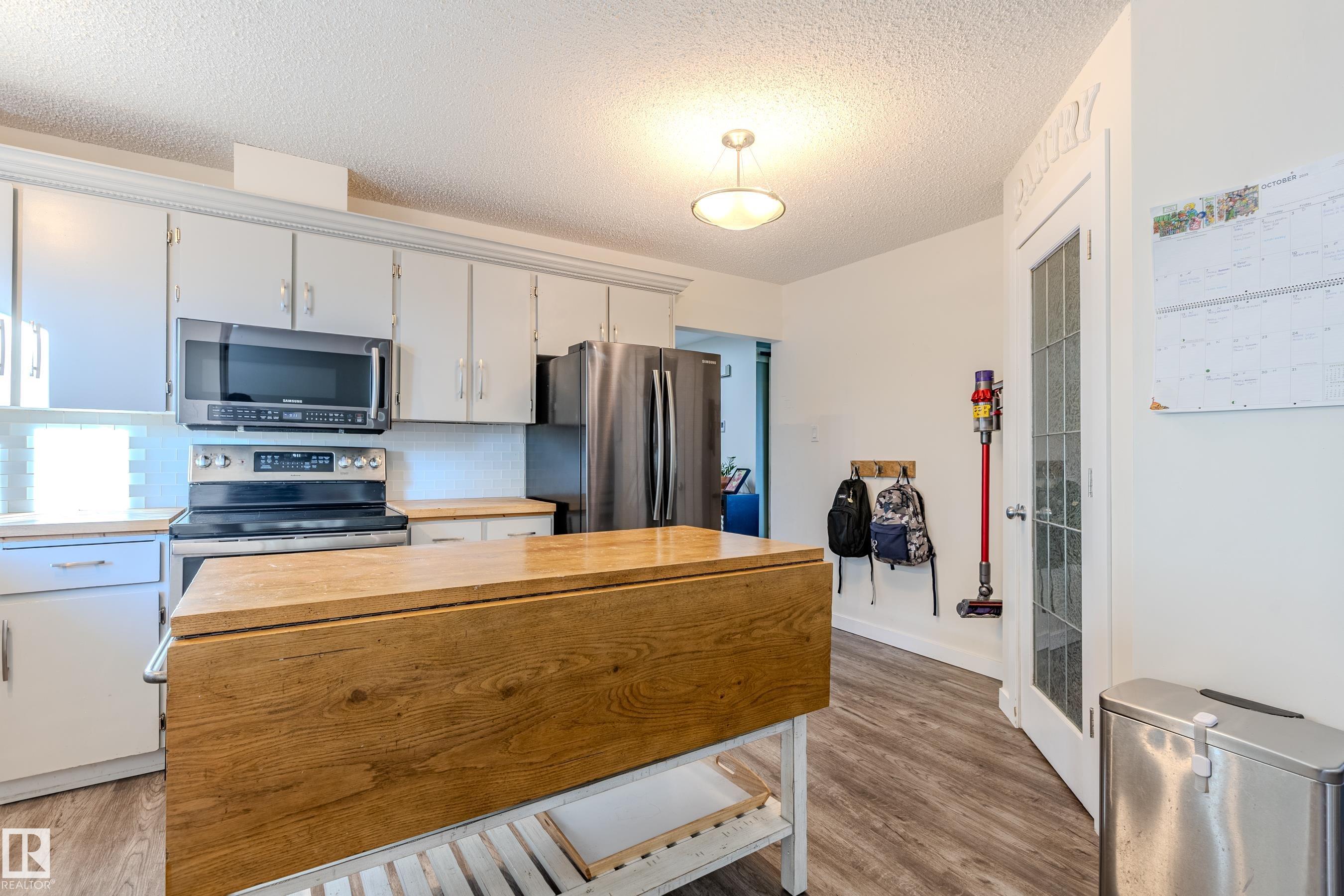 Photo 12 at 9713 100 Avenue, Morinville