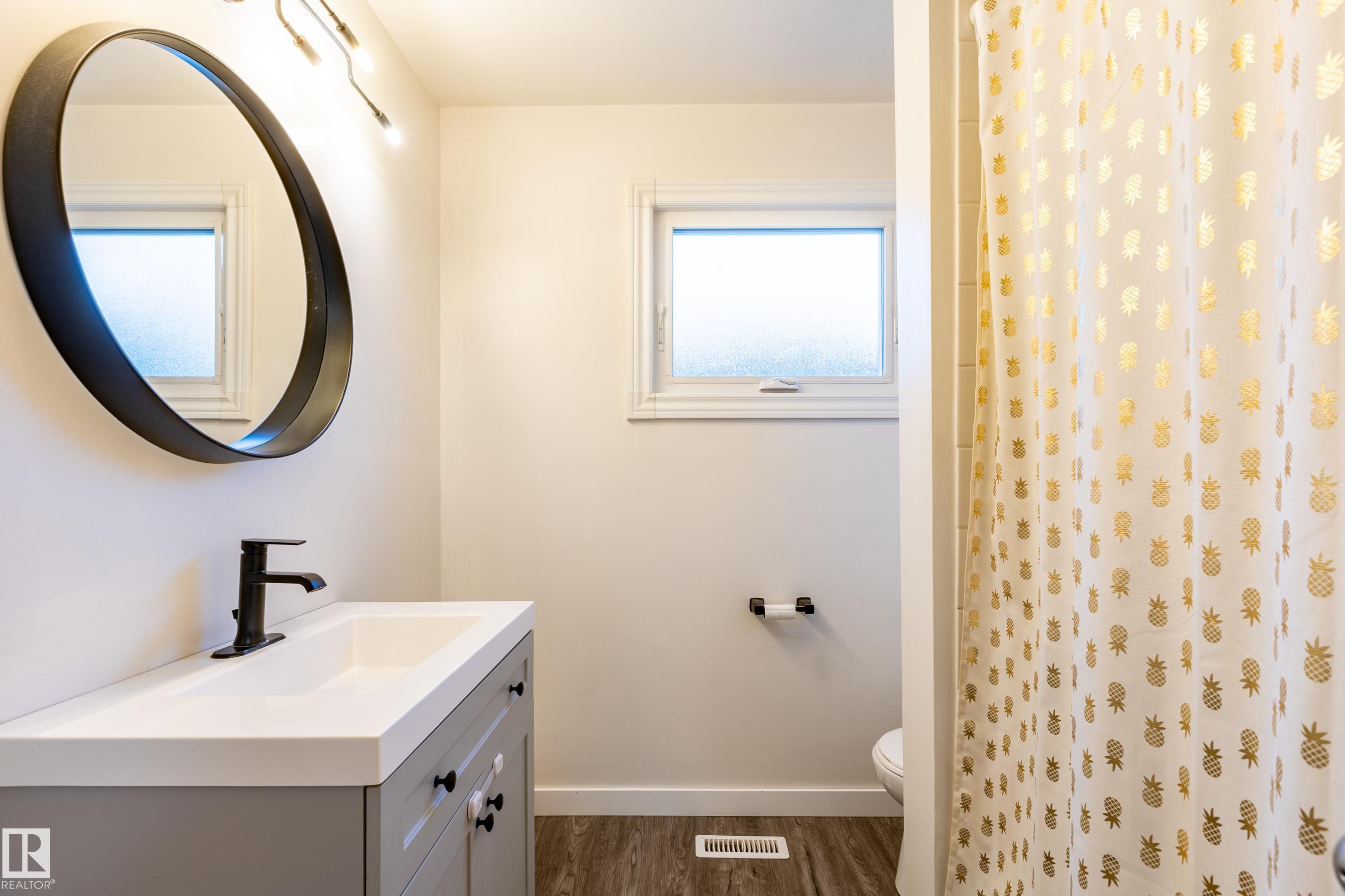 Photo 25 at 9713 100 Avenue, Morinville
