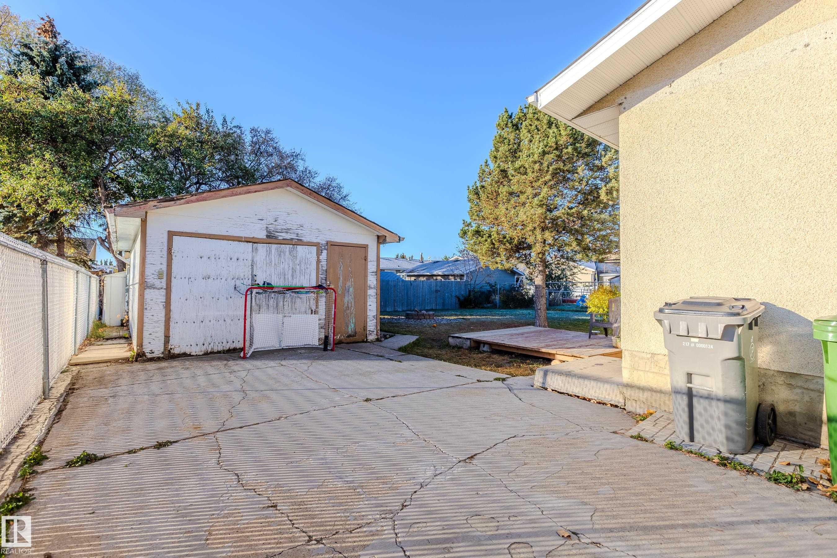 Photo 38 at 9713 100 Avenue, Morinville
