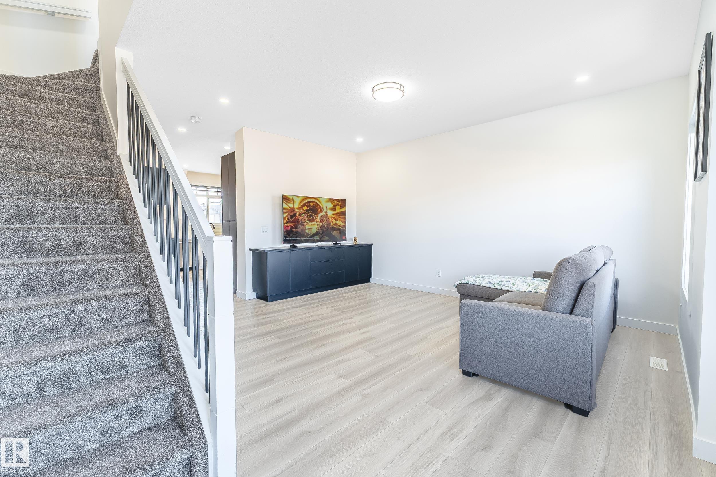 Photo 28 at 19 - 1703 16 Avenue NW, Laurel, Edmonton