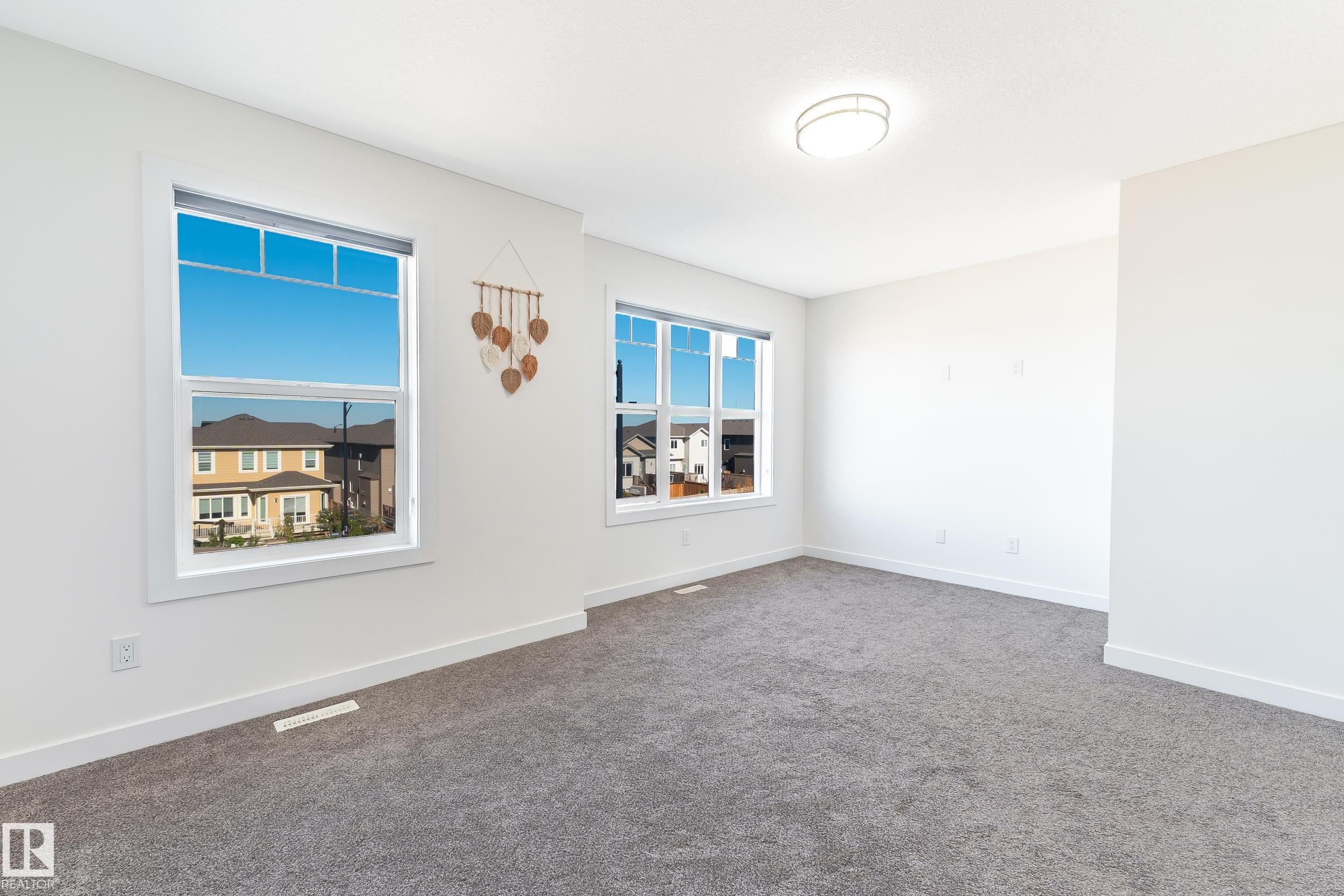 Photo 36 at 19 - 1703 16 Avenue NW, Laurel, Edmonton