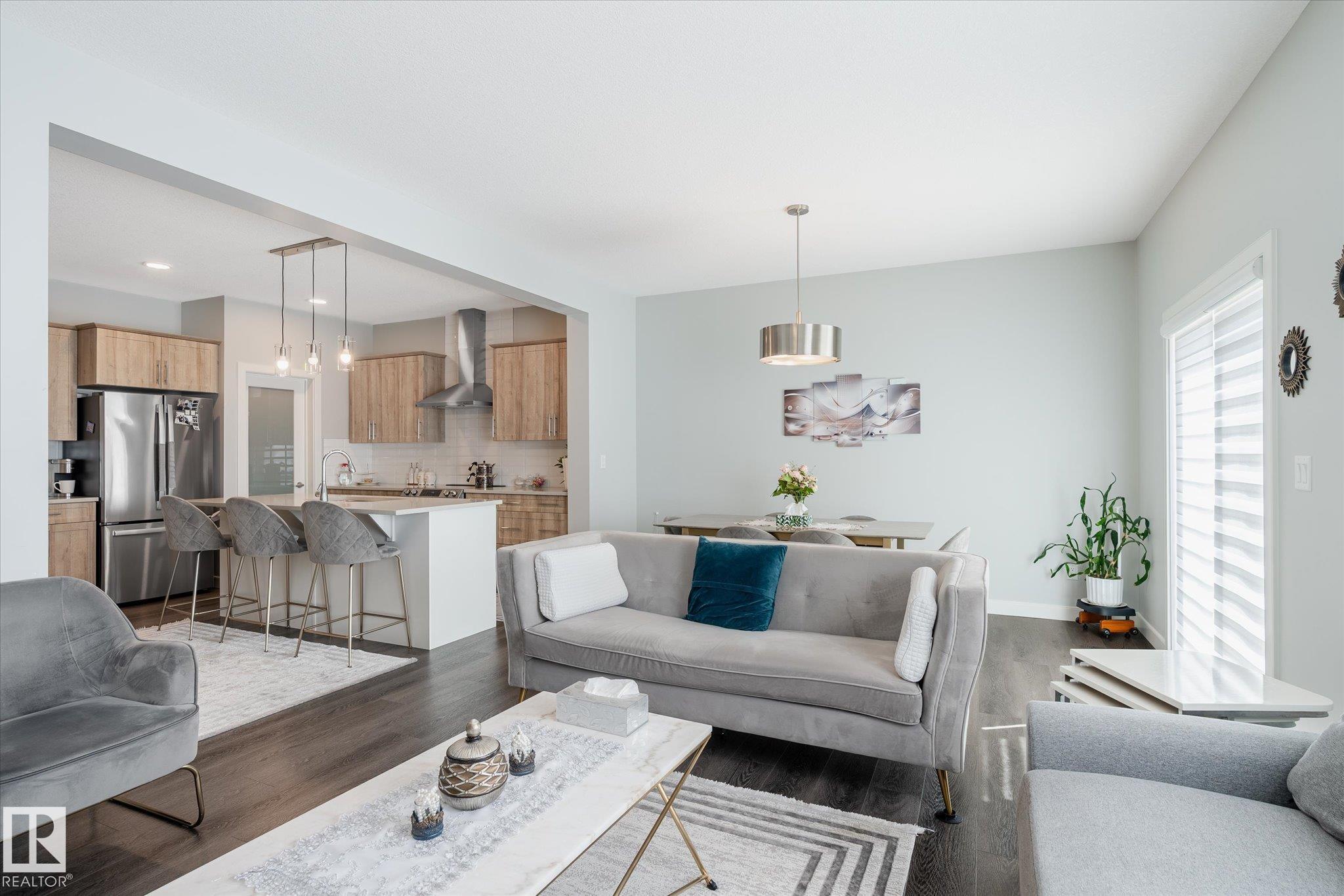 Picture for 22143 80 AV NW