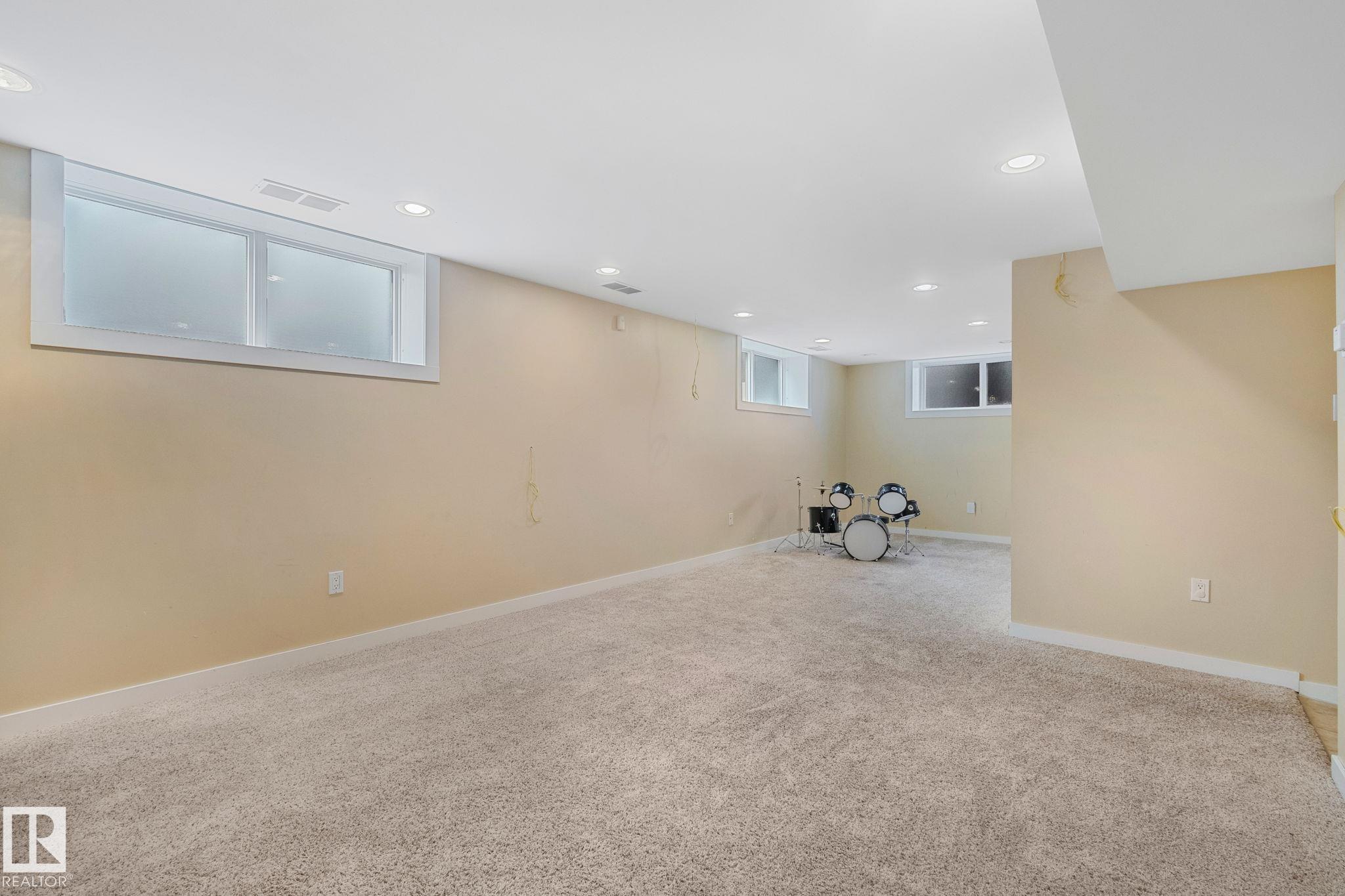 Photo 20 at 10950 117 Street NW, Queen Mary Park, Edmonton