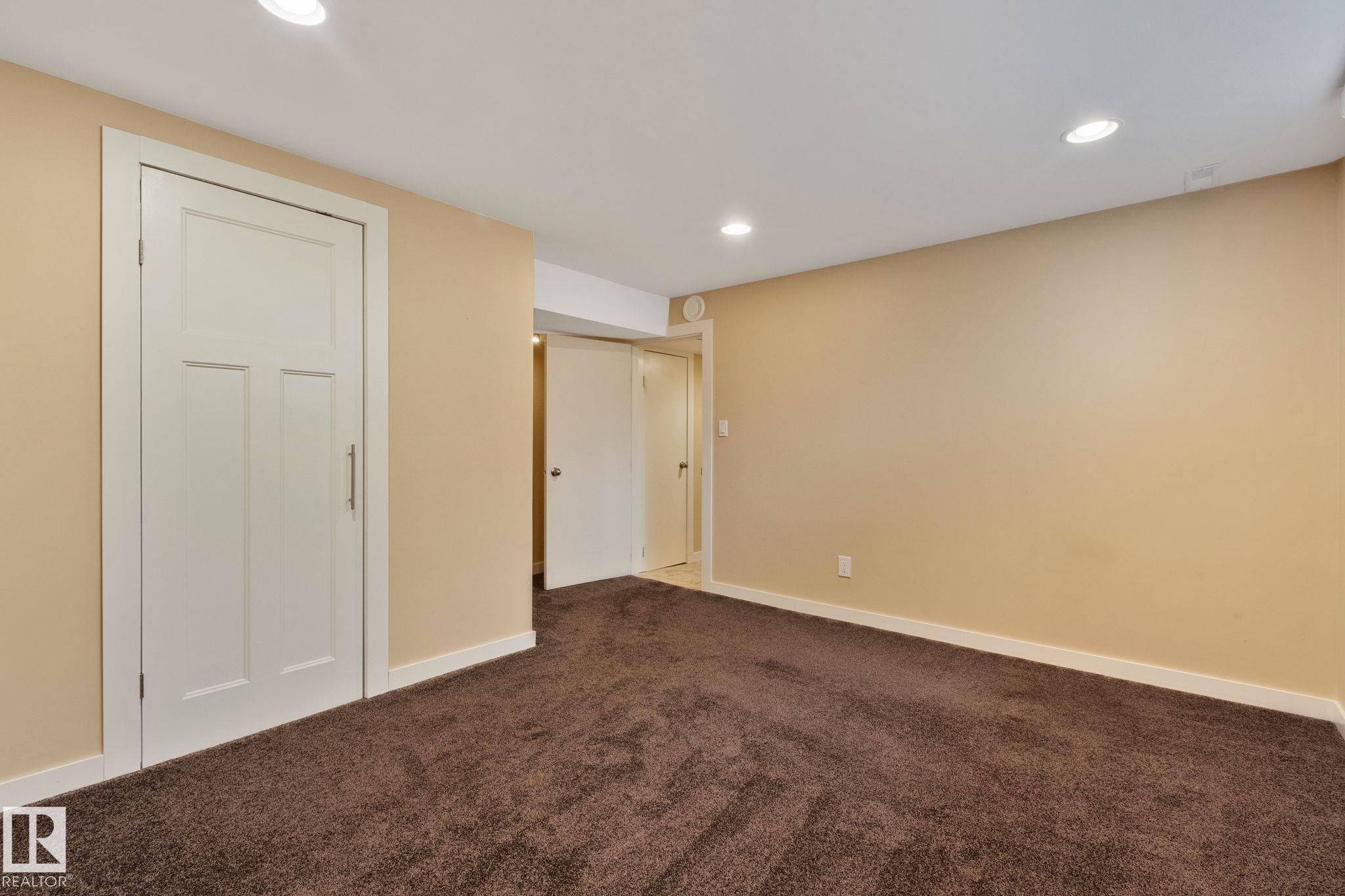 Photo 28 at 10950 117 Street NW, Queen Mary Park, Edmonton