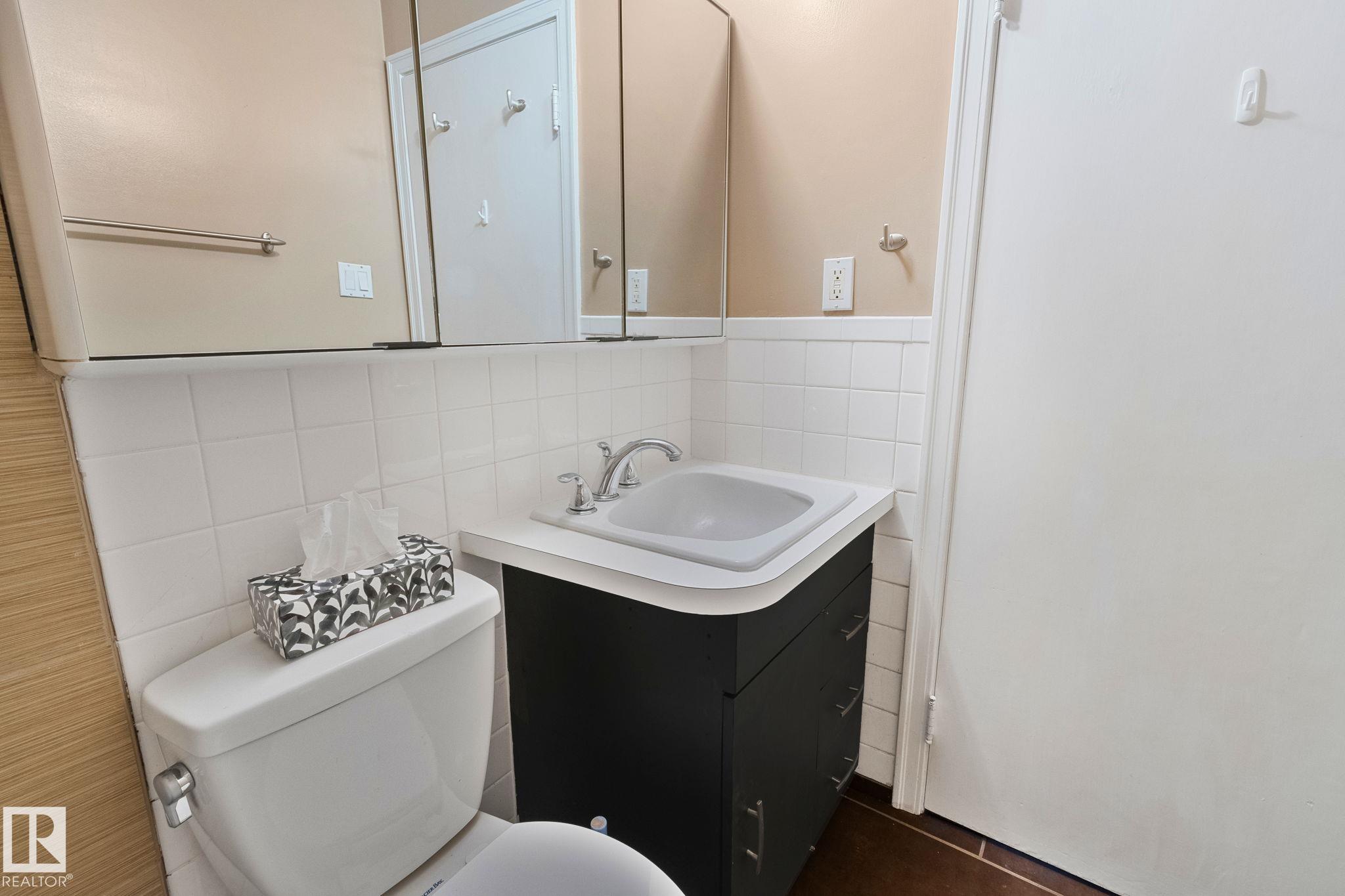 Photo 6 at 10950 117 Street NW, Queen Mary Park, Edmonton