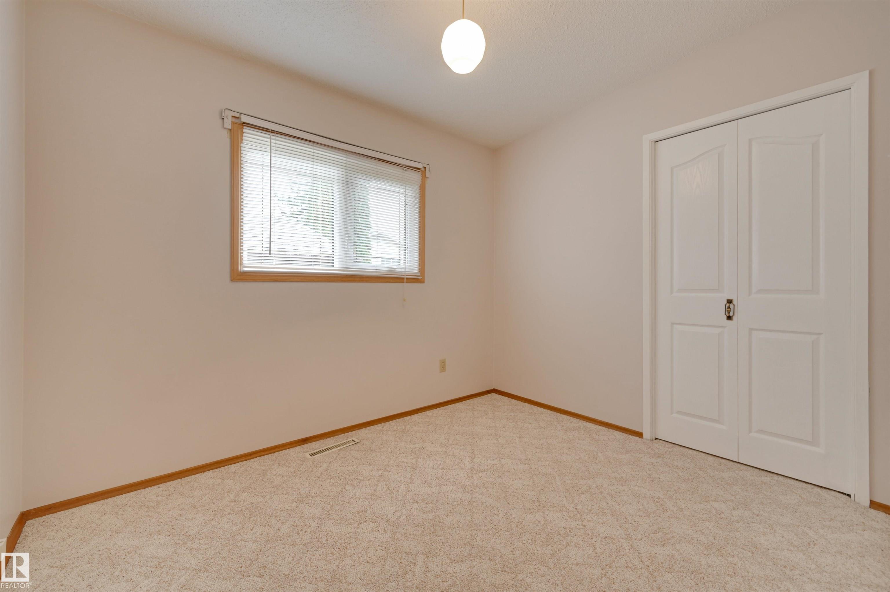 Photo 27 at 6211 148 Avenue NW, Mcleod, Edmonton