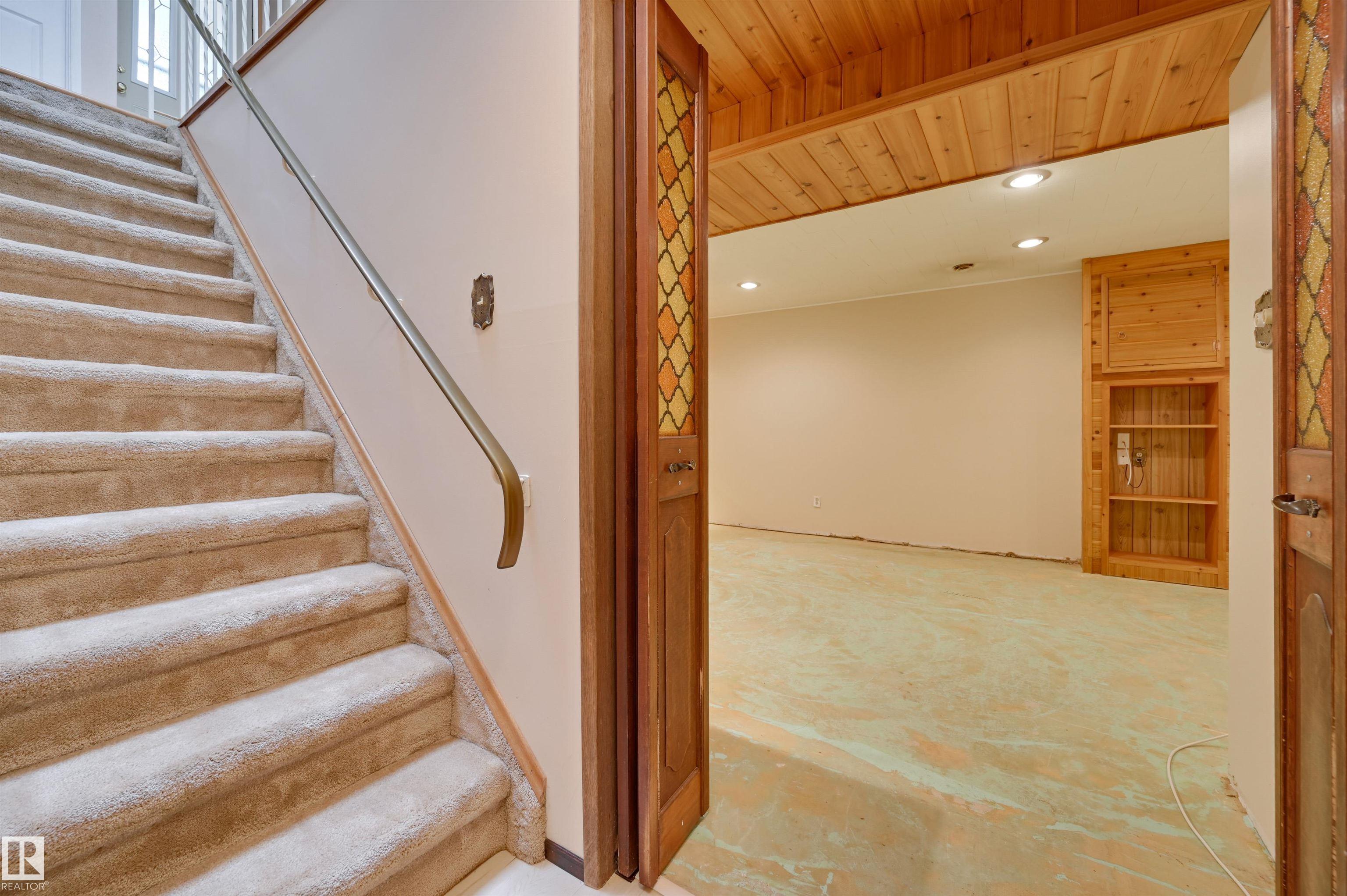 Photo 36 at 6211 148 Avenue NW, Mcleod, Edmonton