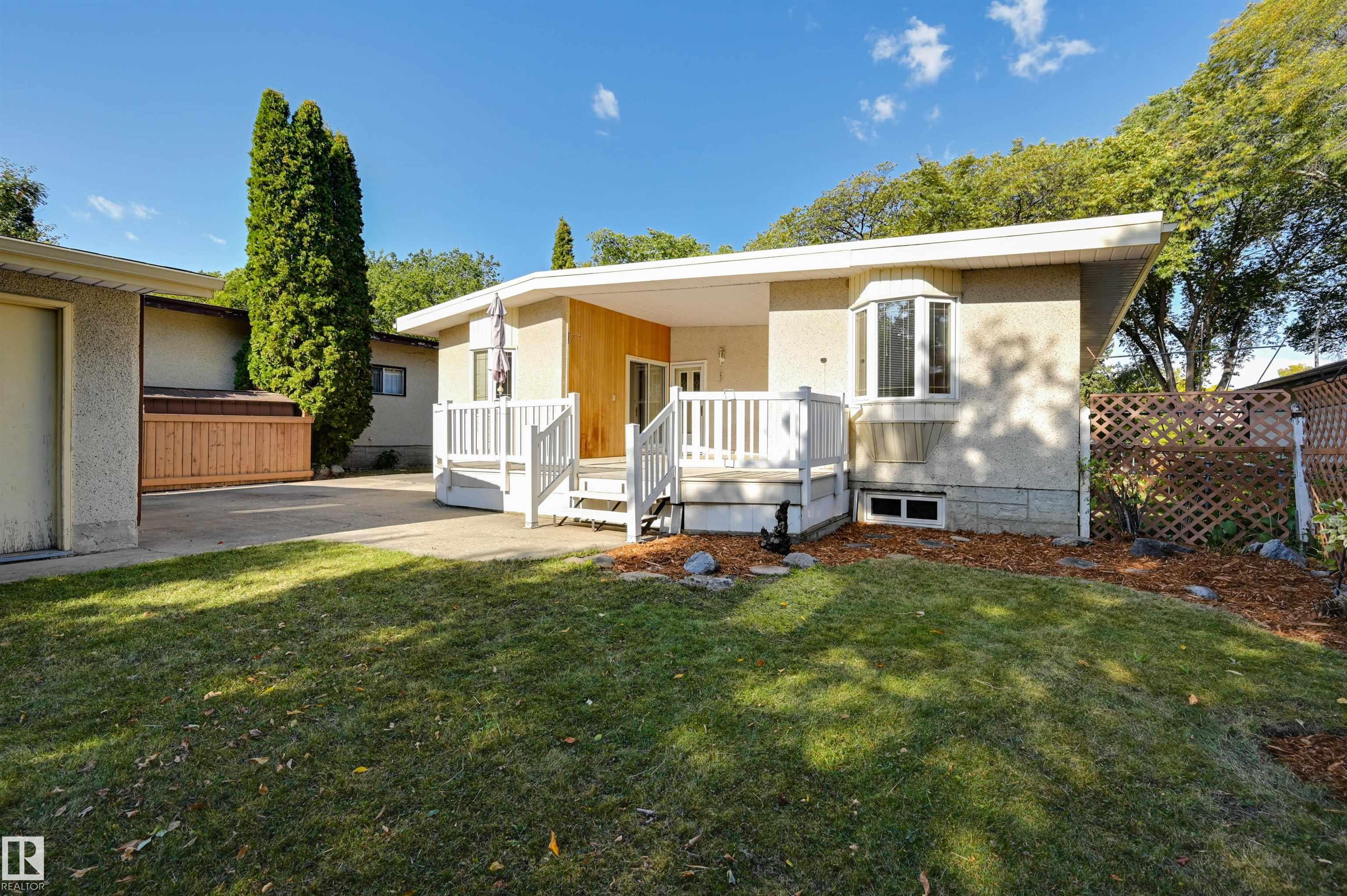 Photo 47 at 6211 148 Avenue NW, Mcleod, Edmonton