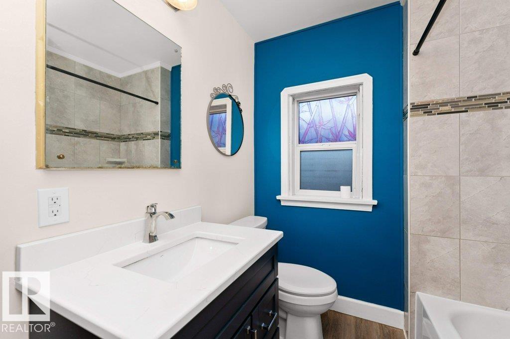 http://cdnparap120.paragonrels.com/ParagonImages/Property/p12/RAE/225374689/11/0/0/fa1cb03f1017f0333d8eb6f5393cbbc8/1/c1e2202373fad30c45d2c4f176bf1ec8/225374689-61f923b8-7717-4fa6-a66e-705df6620acb.JPG