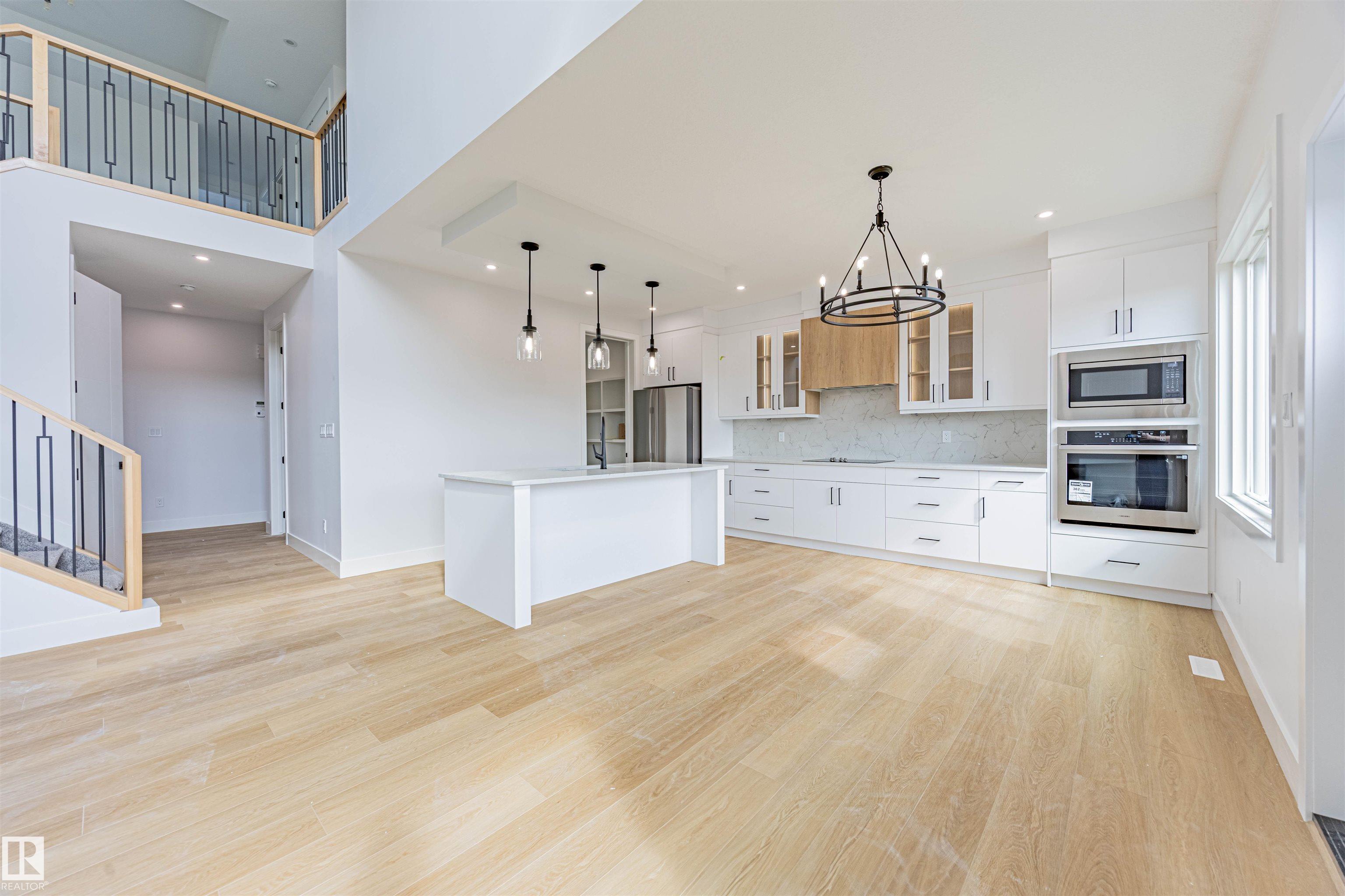 Photo 19 at 17 Birkshire Crescent, Hillshire, Sherwood Park