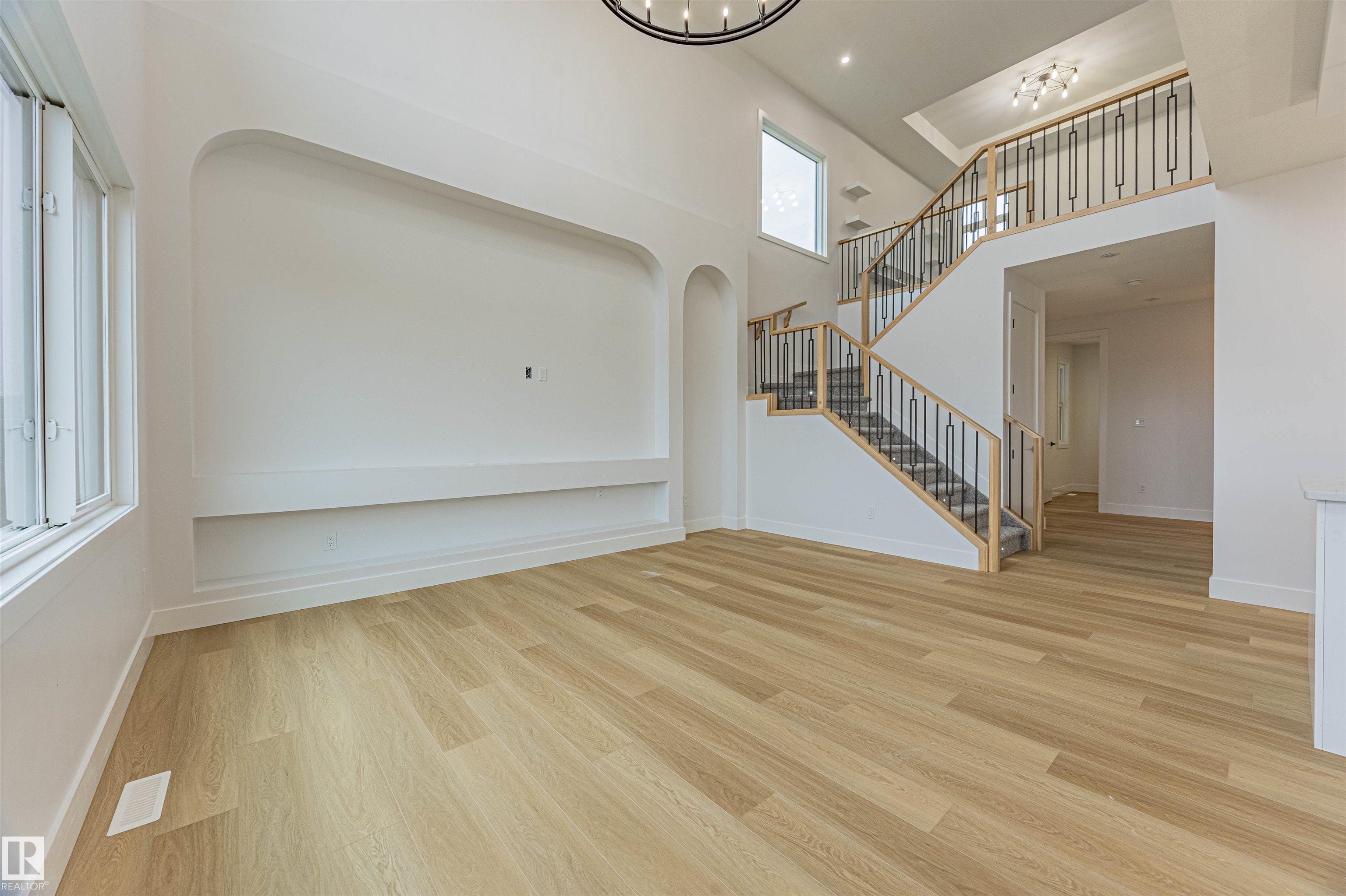 Photo 4 at 17 Birkshire Crescent, Hillshire, Sherwood Park