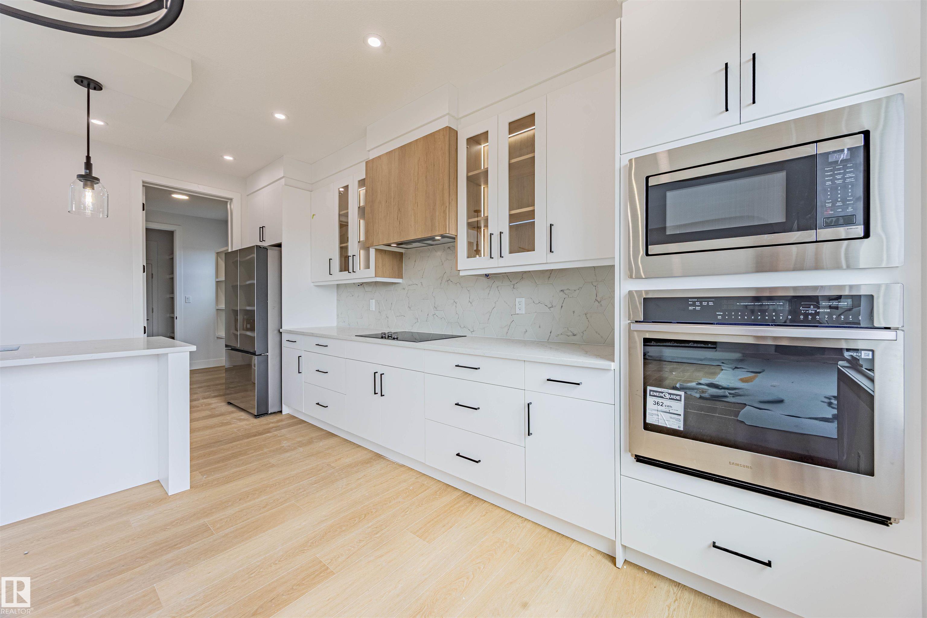 Photo 6 at 17 Birkshire Crescent, Hillshire, Sherwood Park