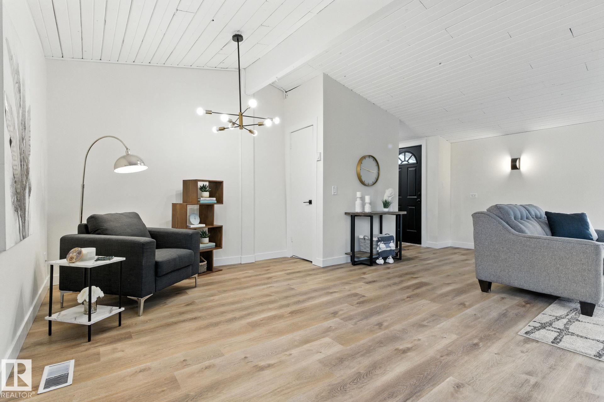 Photo 11 at 1 Sylvan Drive, Sturgeon Heights, St. Albert