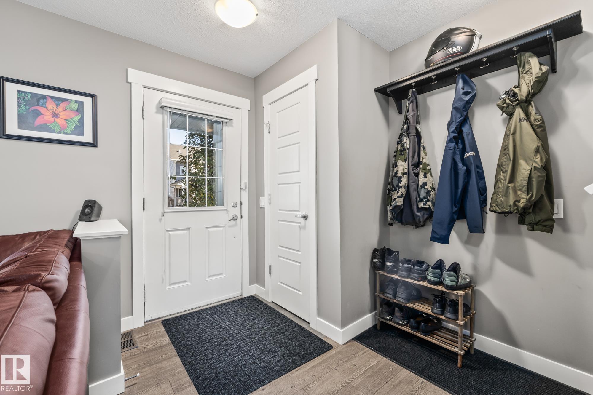 Photo 4 at 7358 Edgemont Way NW, Edgemont, Edmonton