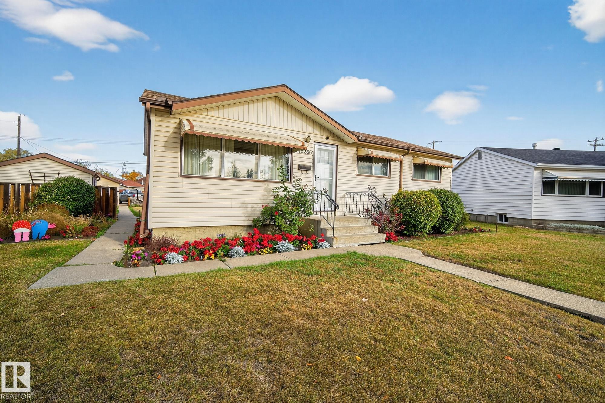 Photo 2 at 12236 136 Avenue NW, Kensington, Edmonton