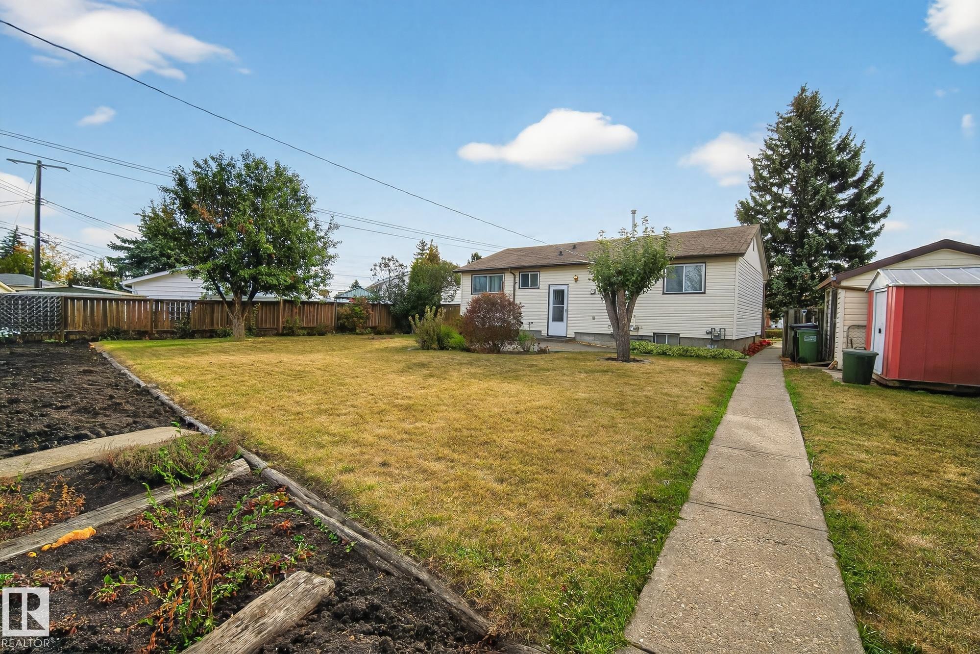 Photo 6 at 12236 136 Avenue NW, Kensington, Edmonton