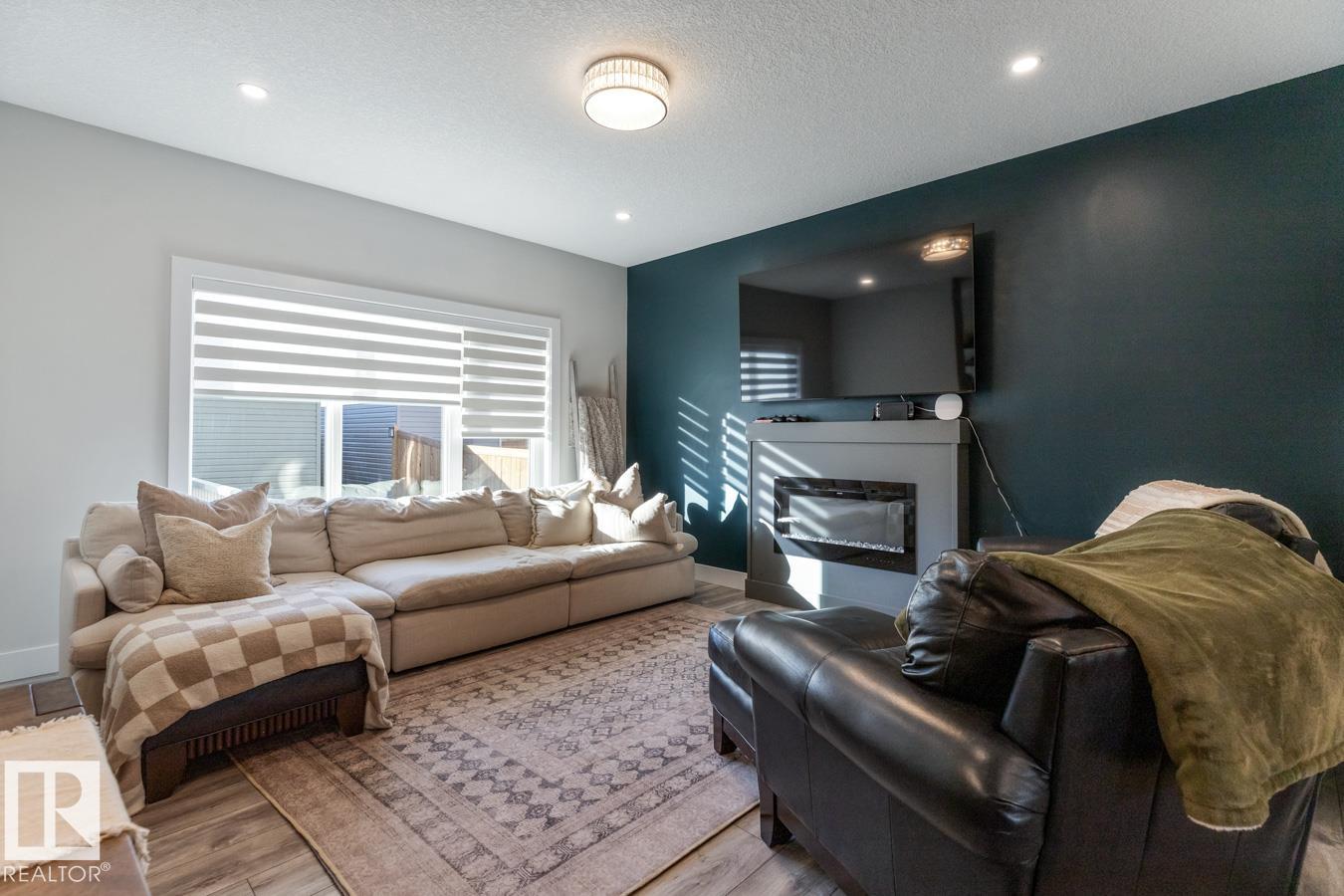 Photo 10 at 633 Meadowview Drive, South Fort, Fort Saskatchewan