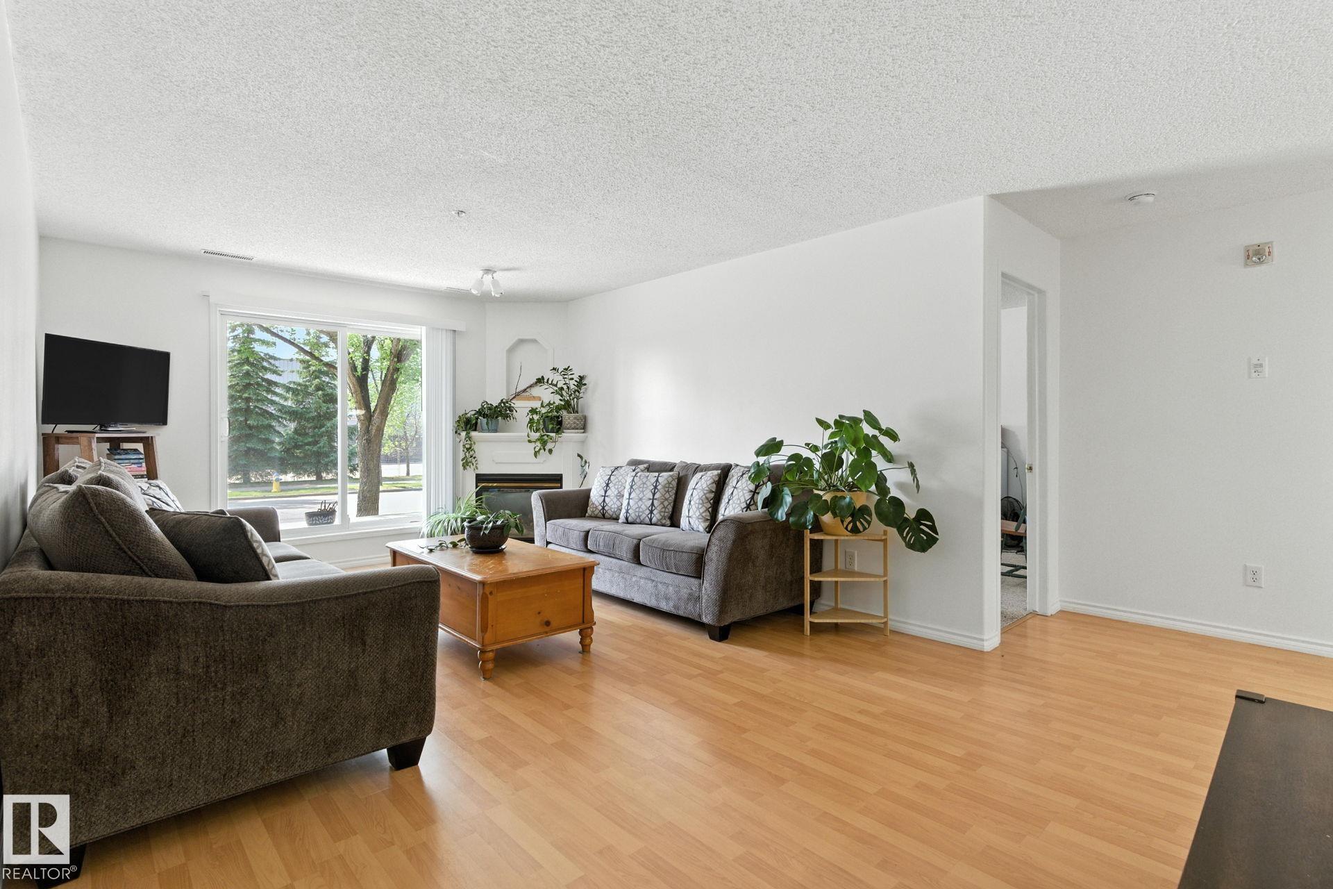 Photo 11 at 125 - 16303 95 Street NW, Eaux Claires, Edmonton