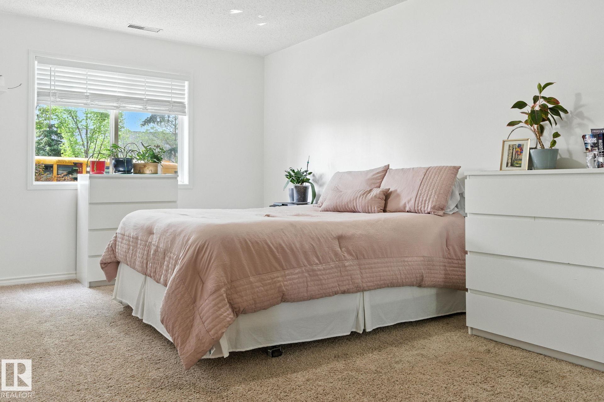 Photo 13 at 125 - 16303 95 Street NW, Eaux Claires, Edmonton