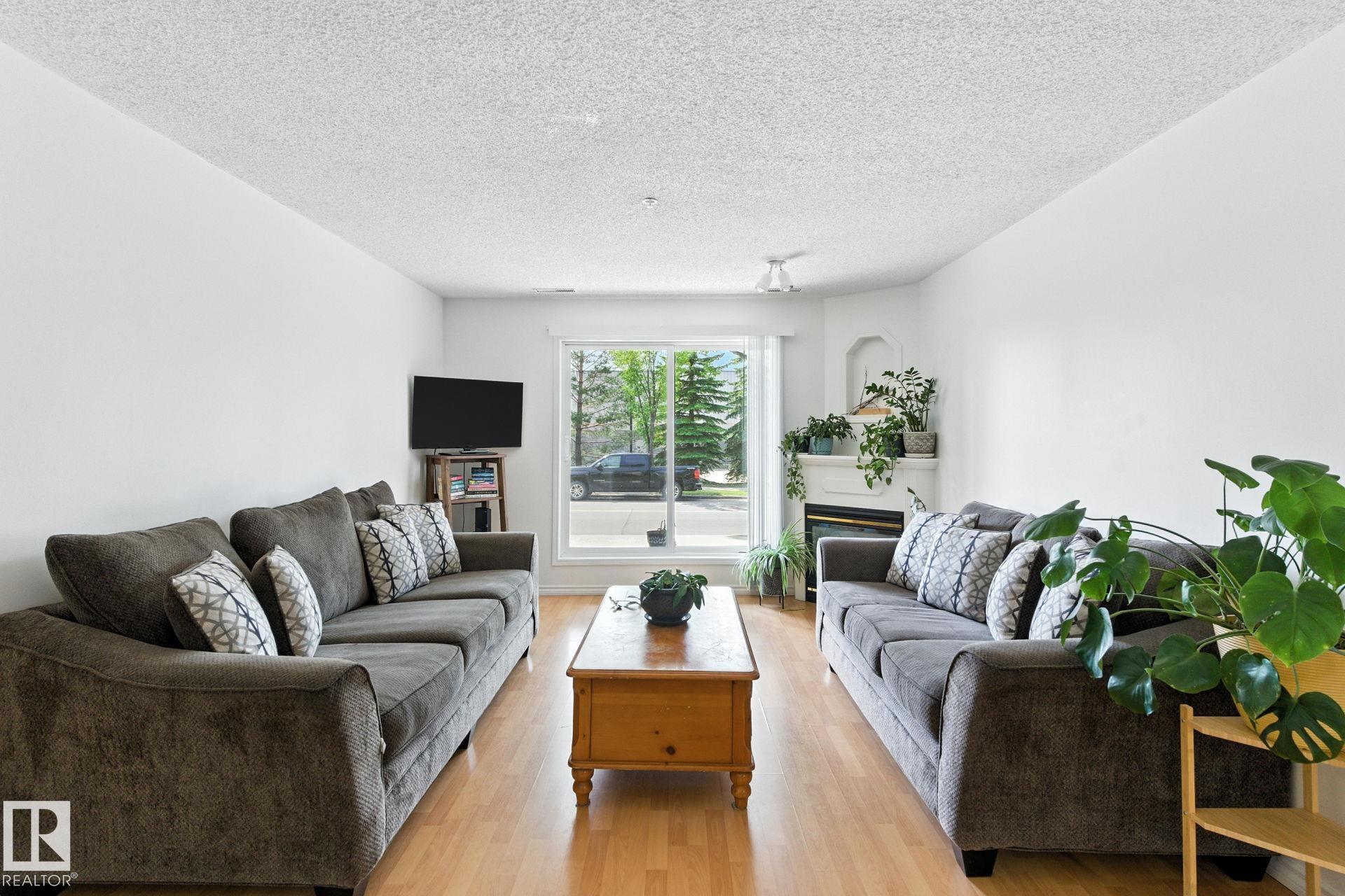 Photo 10 at 125 - 16303 95 Street NW, Eaux Claires, Edmonton