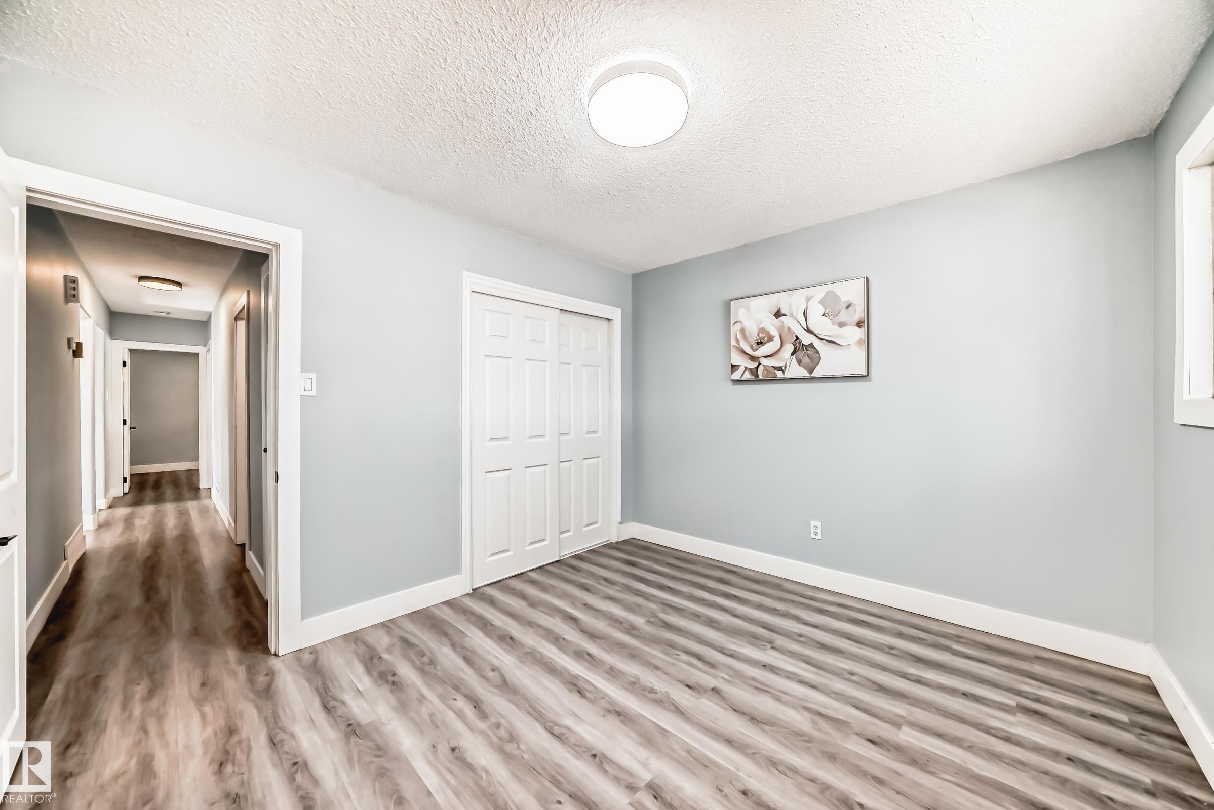 Photo 17 at 7104 129 Avenue NW, Balwin, Edmonton