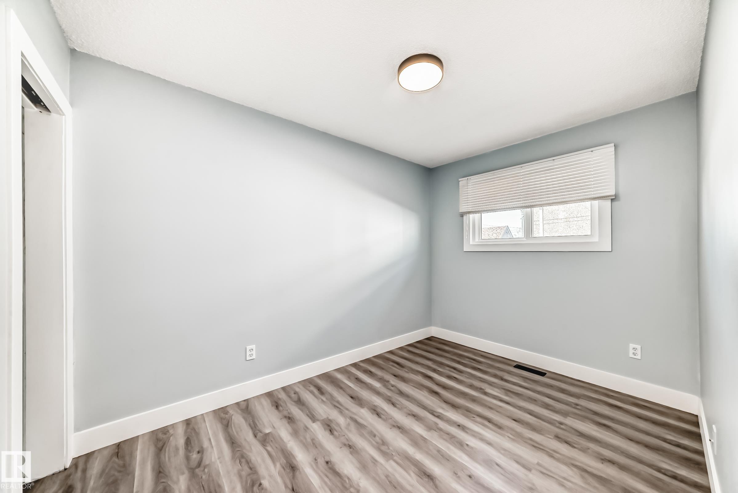 Photo 20 at 7104 129 Avenue NW, Balwin, Edmonton