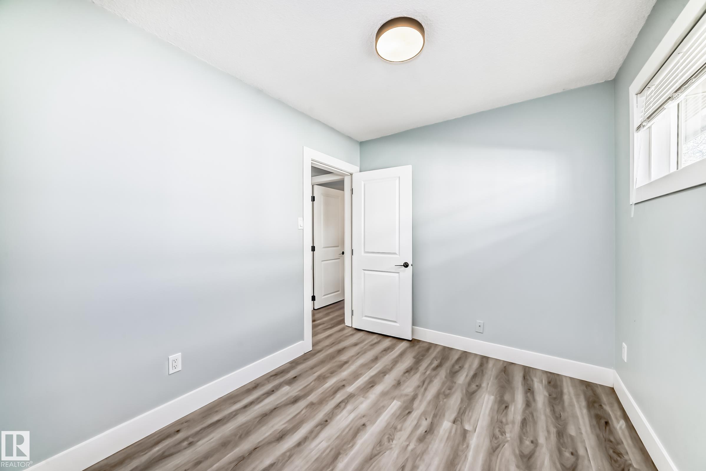 Photo 23 at 7104 129 Avenue NW, Balwin, Edmonton