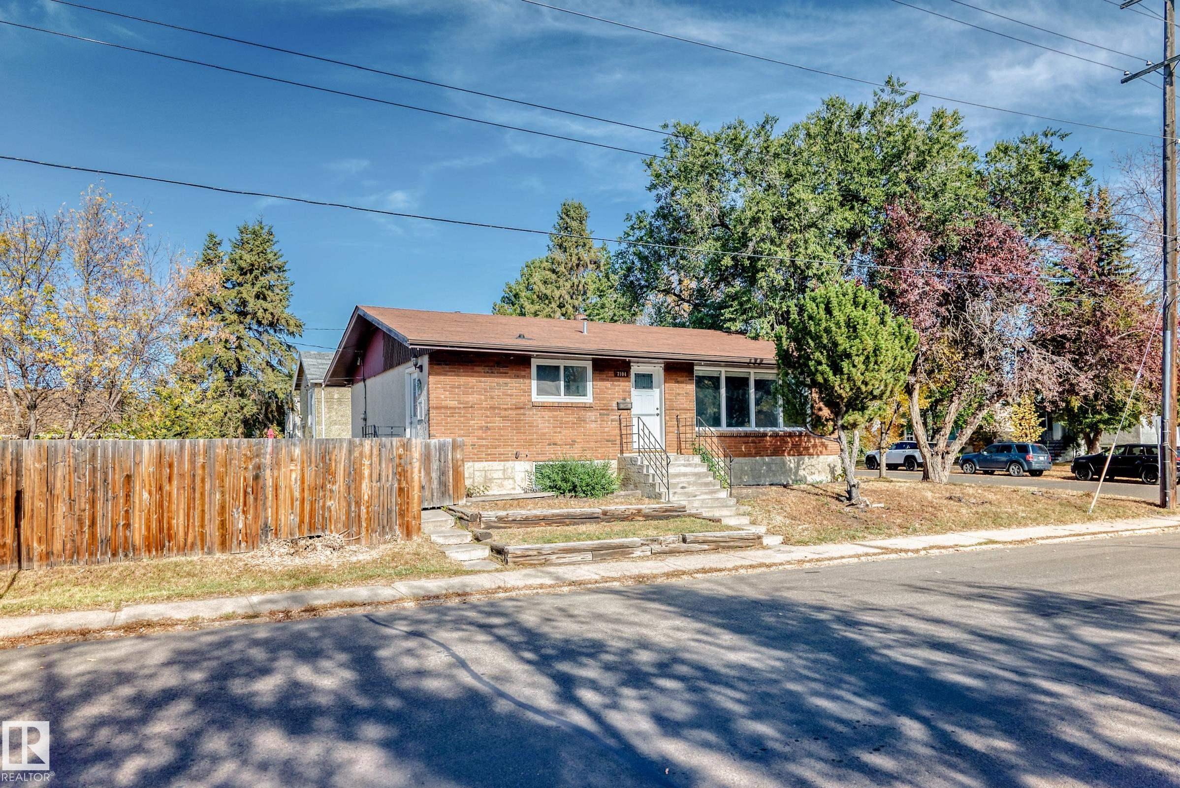 Photo 46 at 7104 129 Avenue NW, Balwin, Edmonton