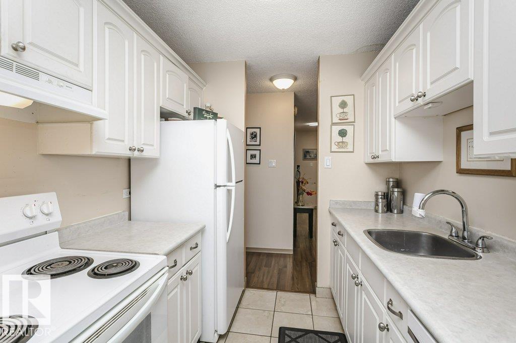 Photo 15 at 605 - 10135 Saskatchewan Drive NW, Strathcona, Edmonton