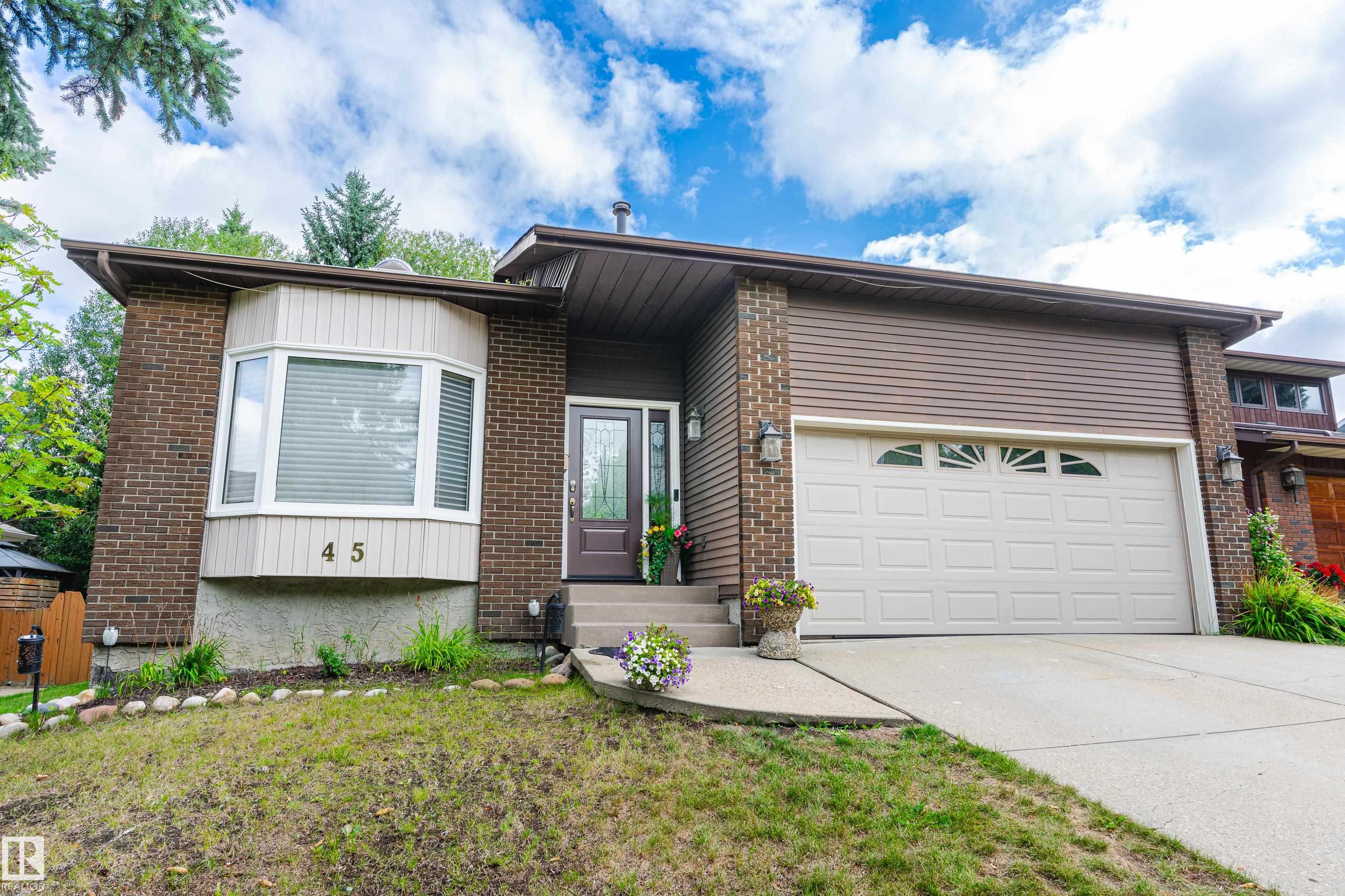 Photo 3 at 45 Wentworth Crescent, Woodlands, St. Albert