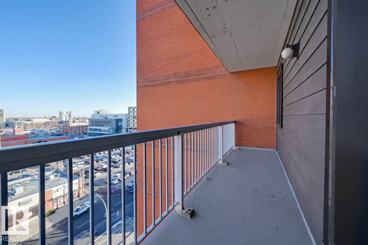 802 - 10175 109 Street NW, Downtown, Edmonton 