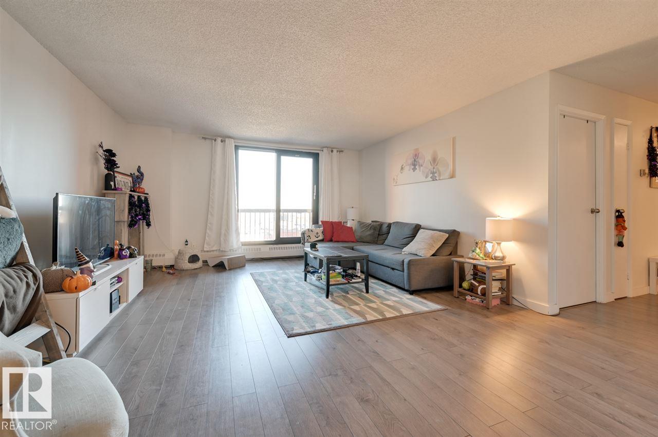 Photo 4 at 802 - 10175 109 Street NW, Downtown, Edmonton