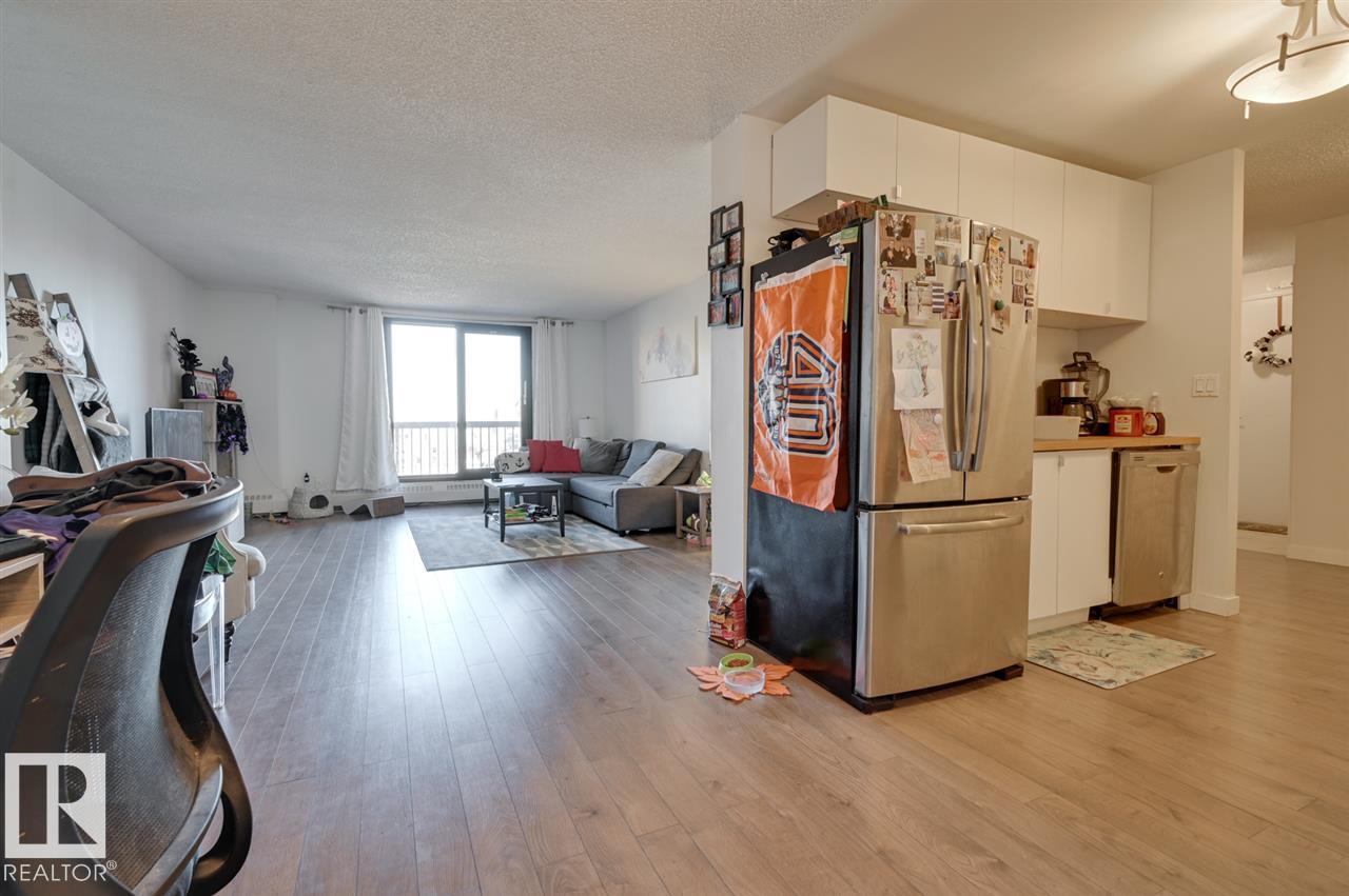 Photo 8 at 802 - 10175 109 Street NW, Downtown, Edmonton