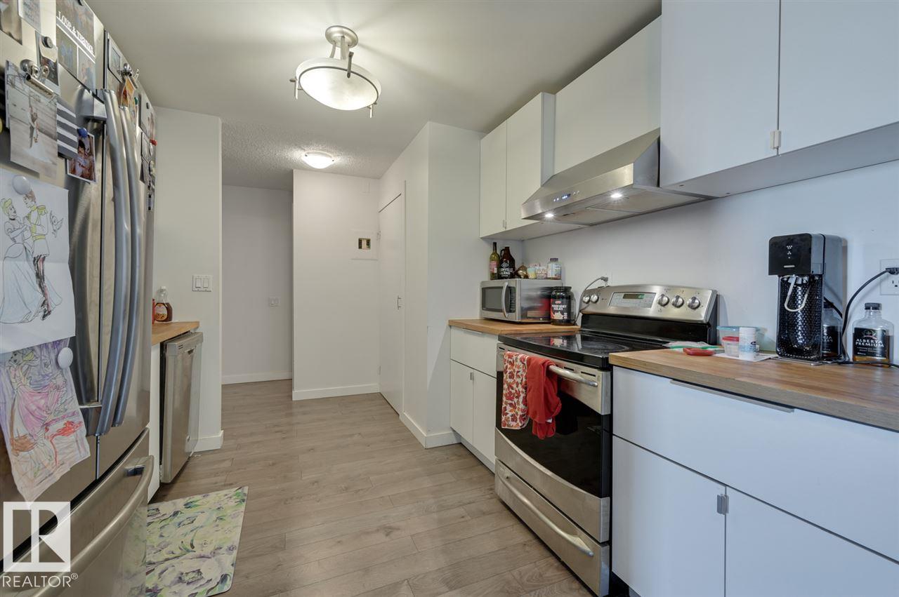 Photo 9 at 802 - 10175 109 Street NW, Downtown, Edmonton