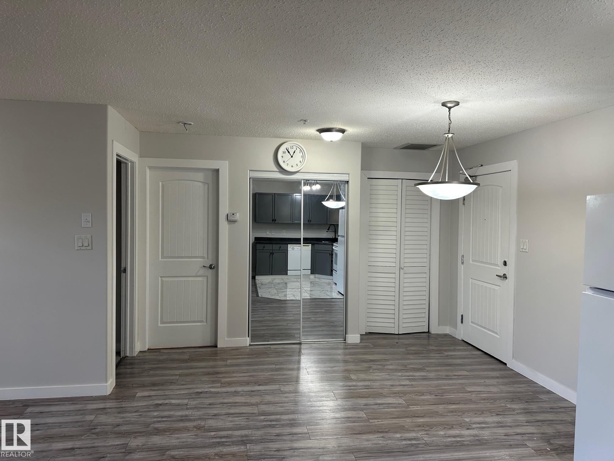 Photo 9 at 115 - 2098 Blackmud Creek Drive SW, Blackmud Creek, Edmonton