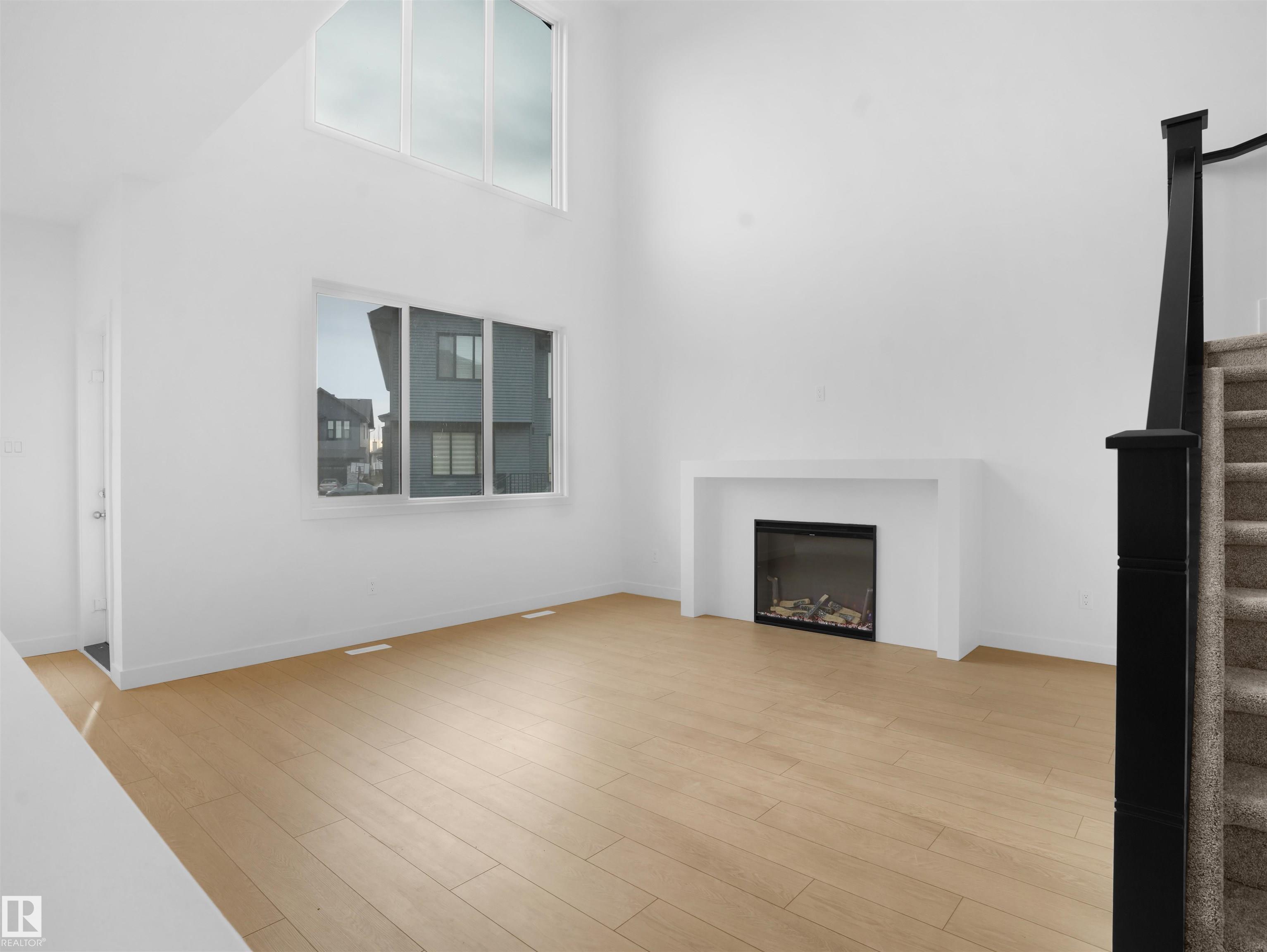 Picture for 239 166 AV NE