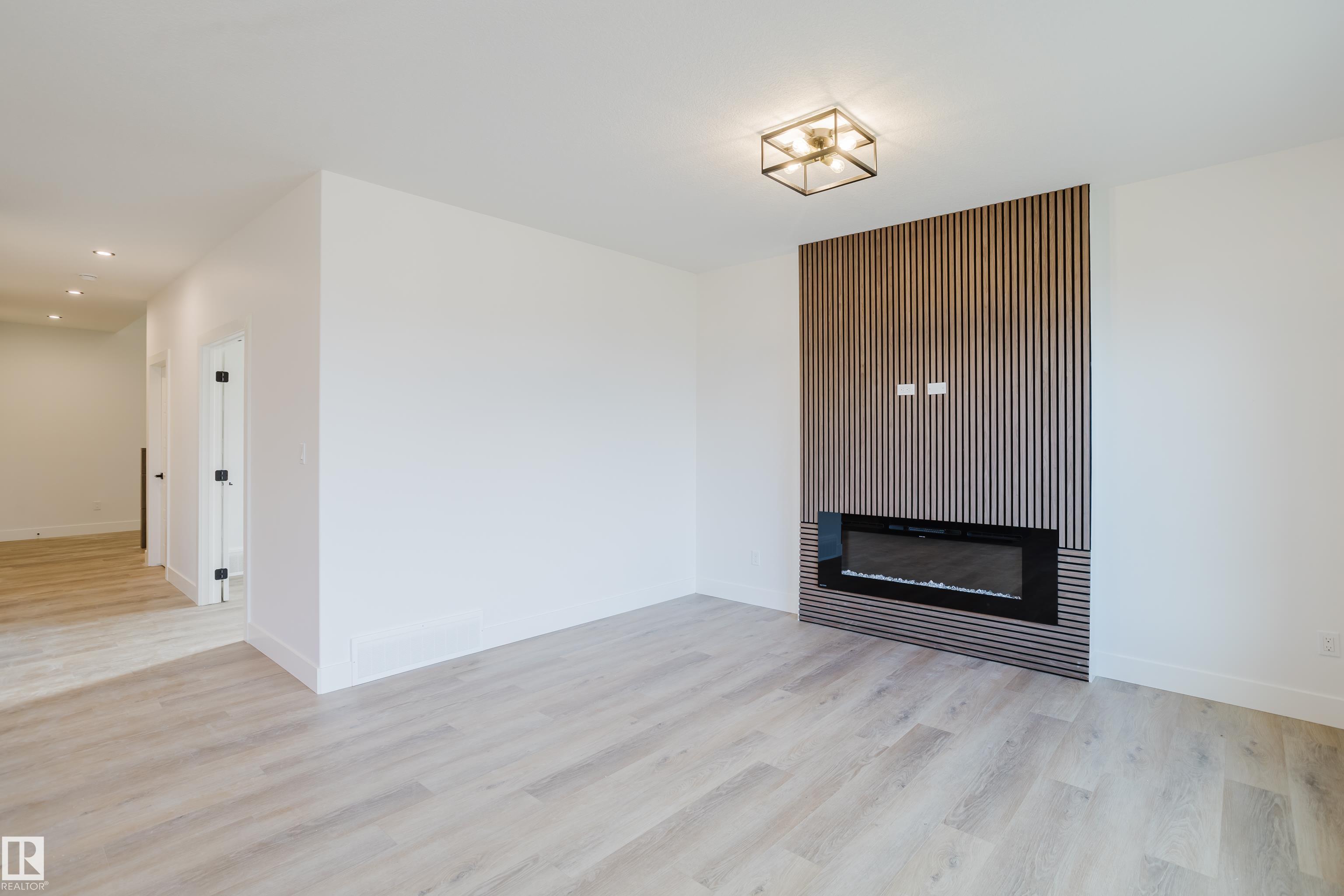 Photo 18 at 22 Sydwyck Circle, Fenwyck, Spruce Grove