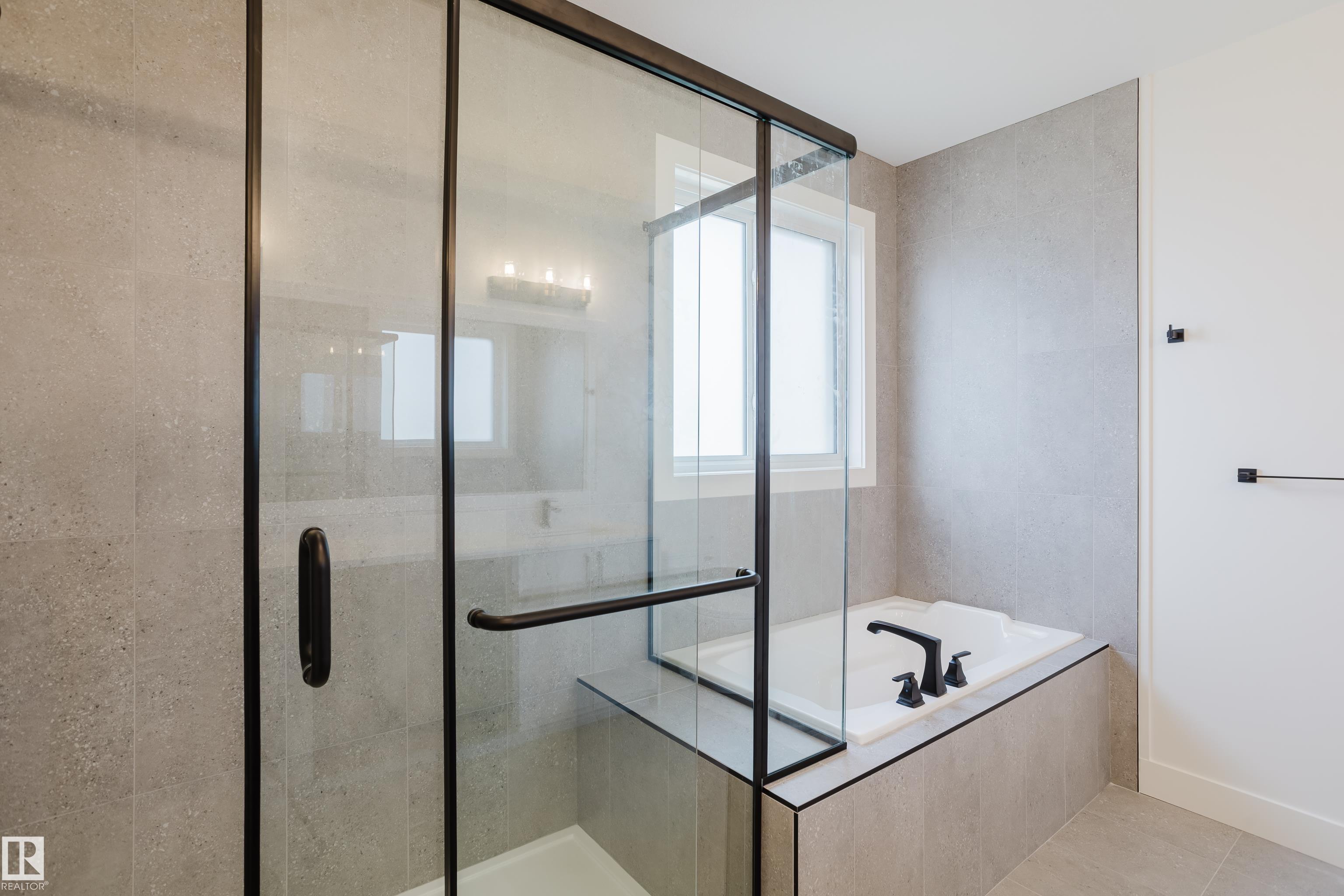 Photo 35 at 22 Sydwyck Circle, Fenwyck, Spruce Grove