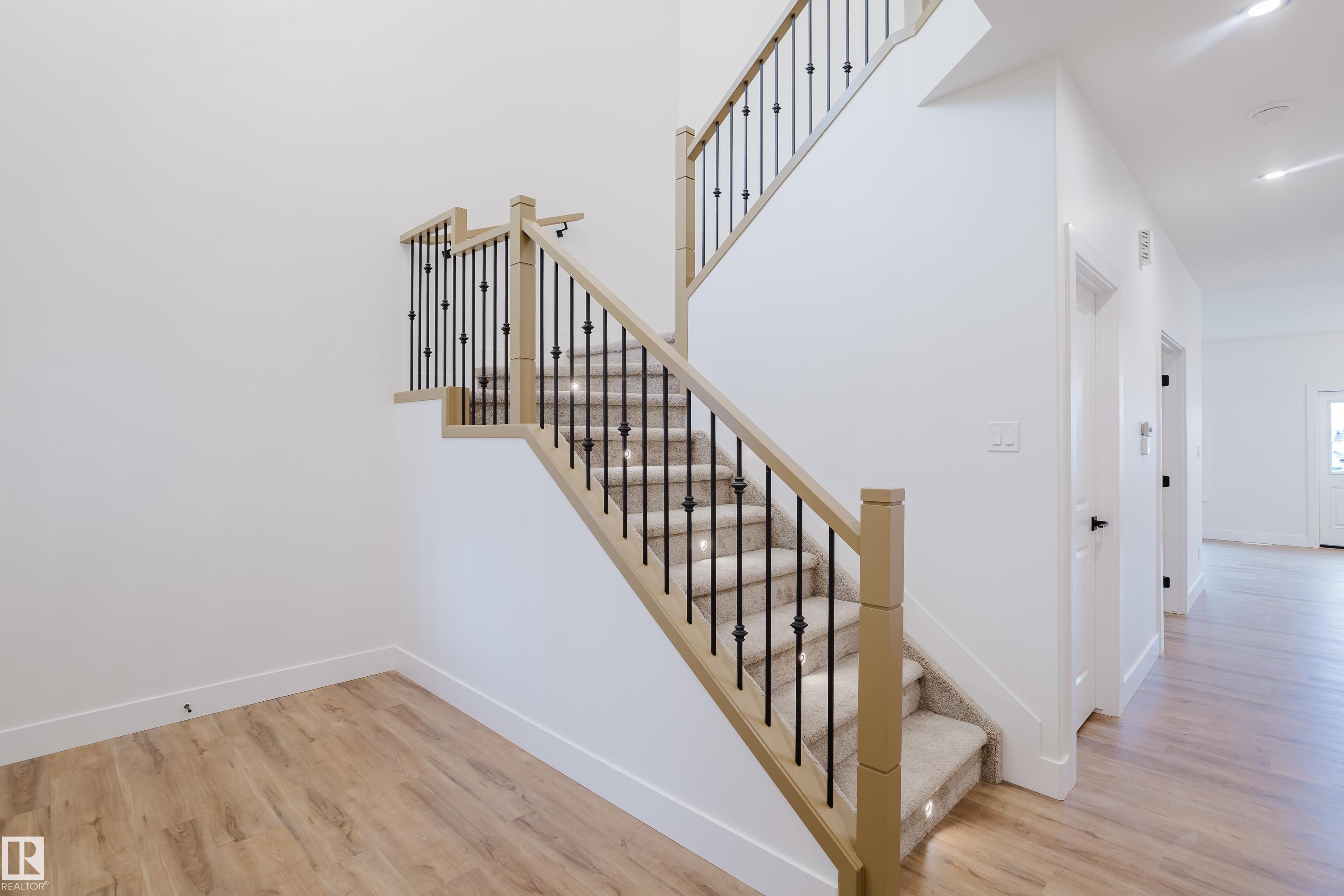 Photo 5 at 26 Sydwyck Circle, Fenwyck, Spruce Grove