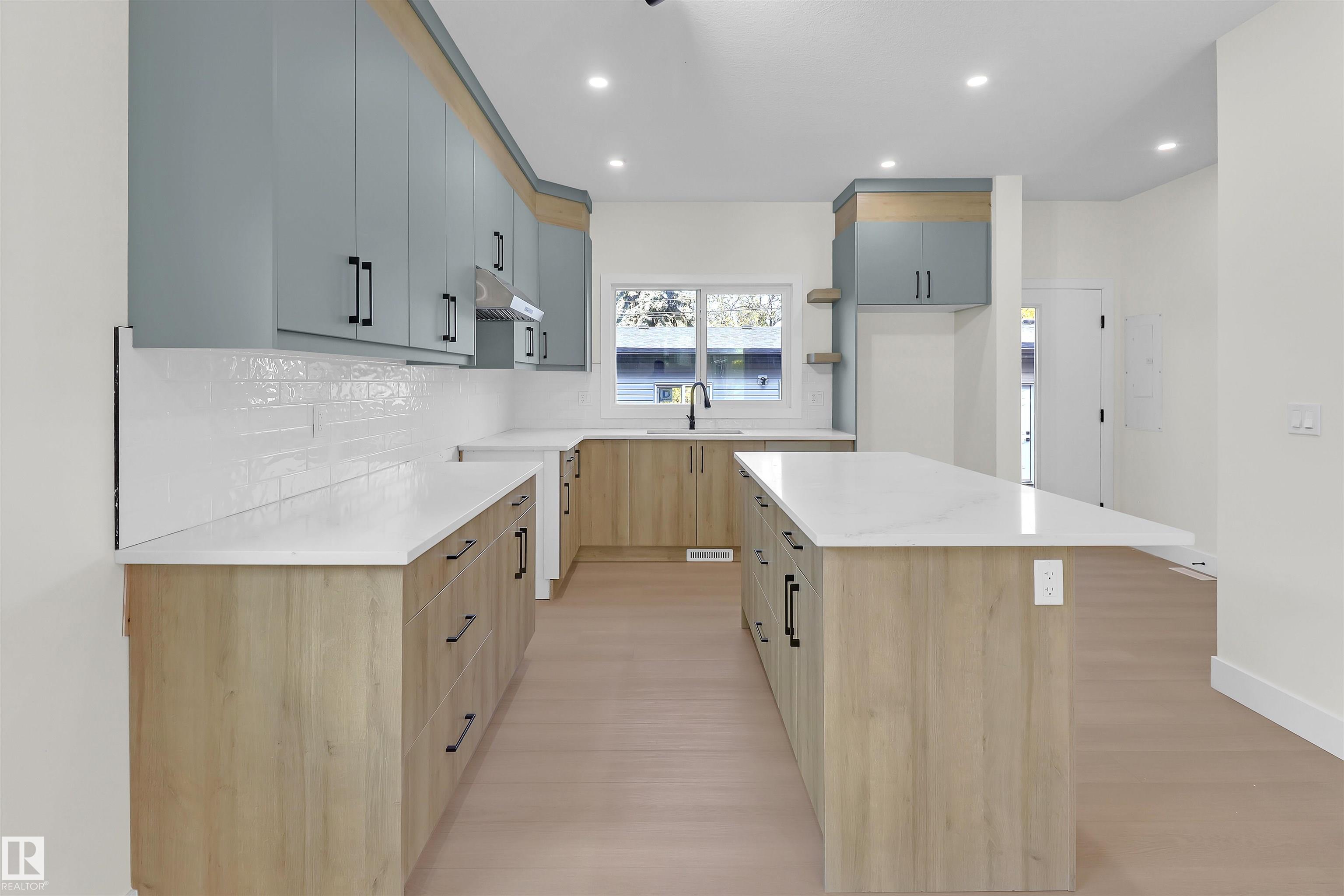 Picture for 7938 91 AV NW