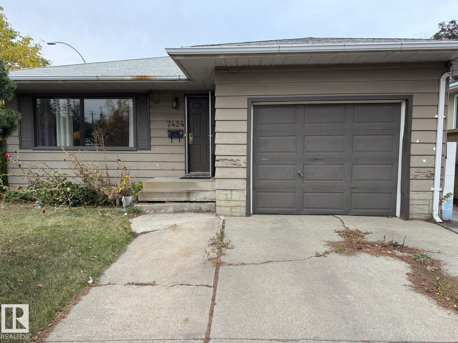 7424 86 Avenue NW, Kenilworth, Edmonton 