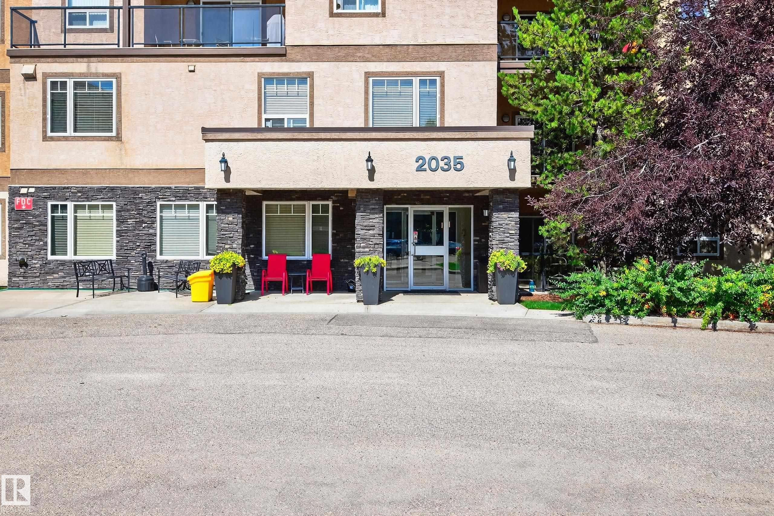 Photo 4 at 111 - 2035 Grantham Court NW, Glastonbury, Edmonton