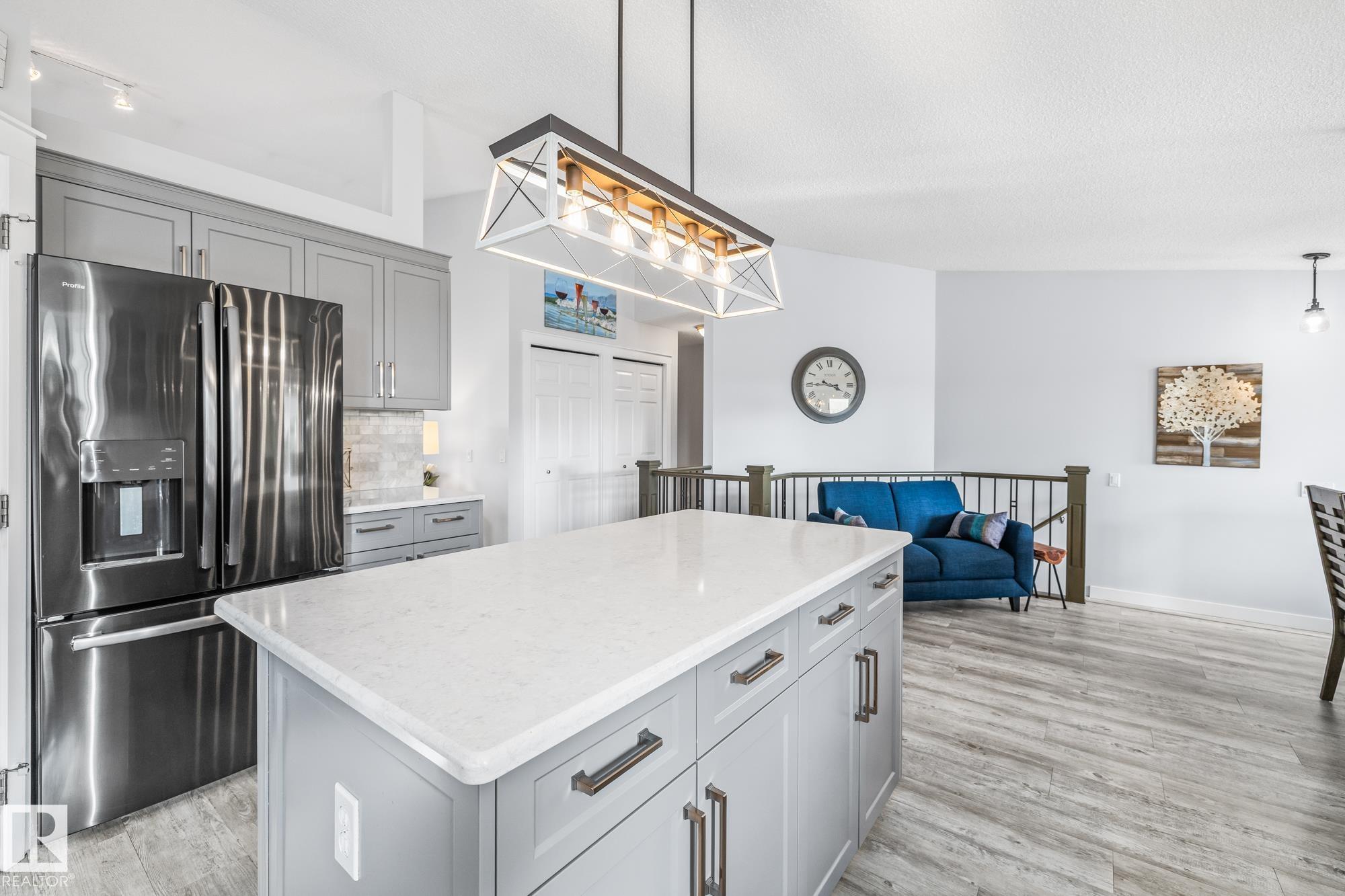 Photo 12 at 18931 89 Avenue NW, Belmead, Edmonton