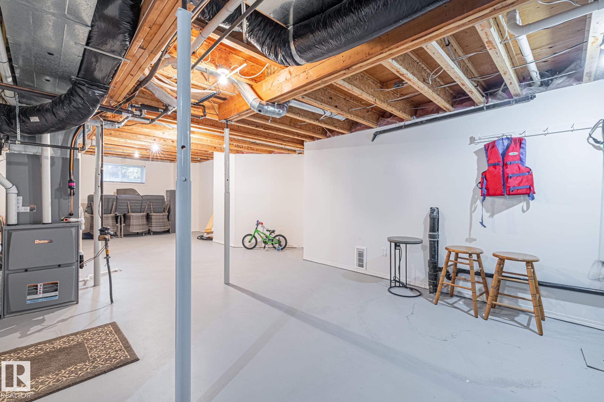 Photo 37 at 18931 89 Avenue NW, Belmead, Edmonton