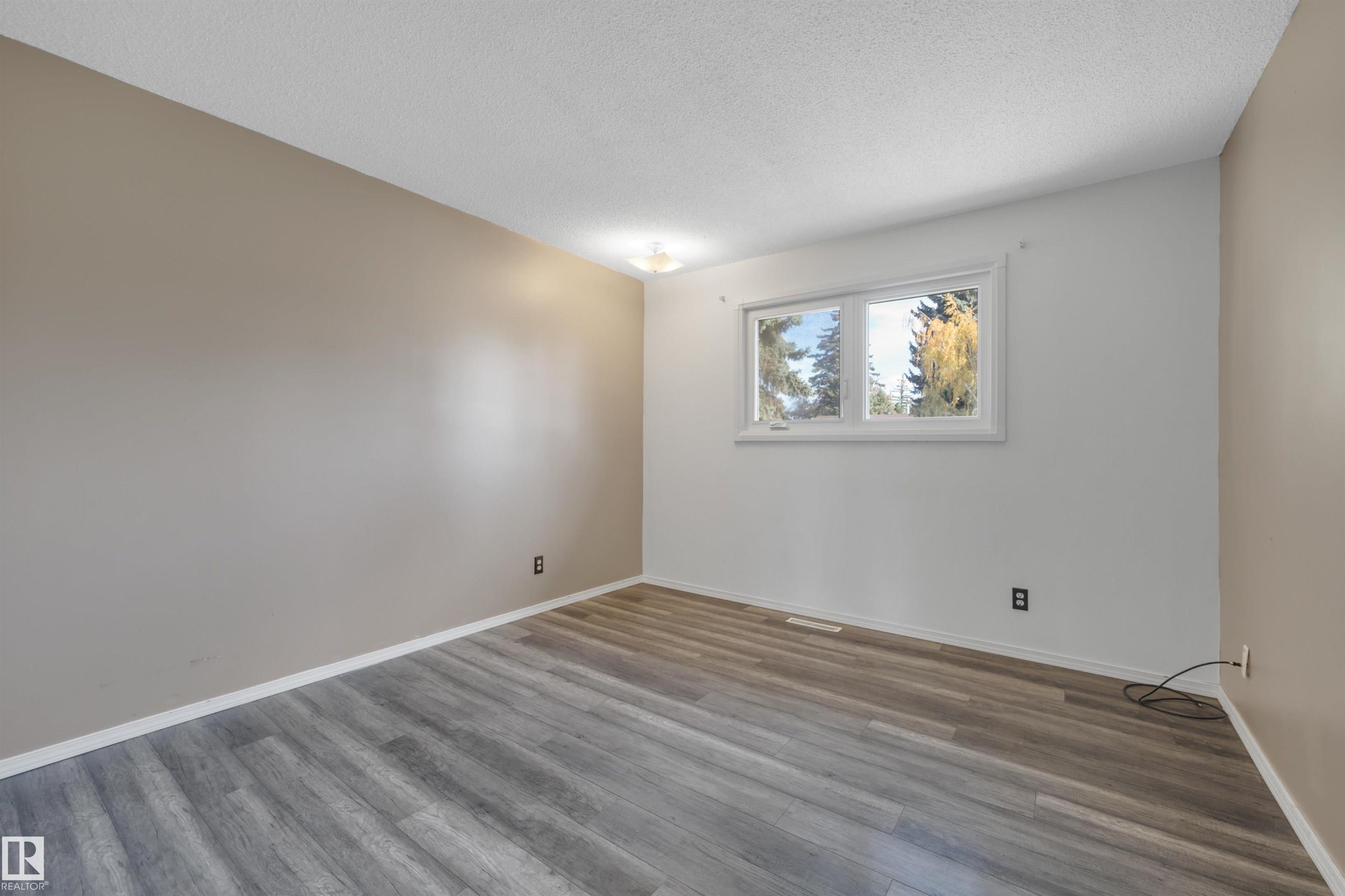 Photo 15 at 8328 165 Street NW, Elmwood, Edmonton