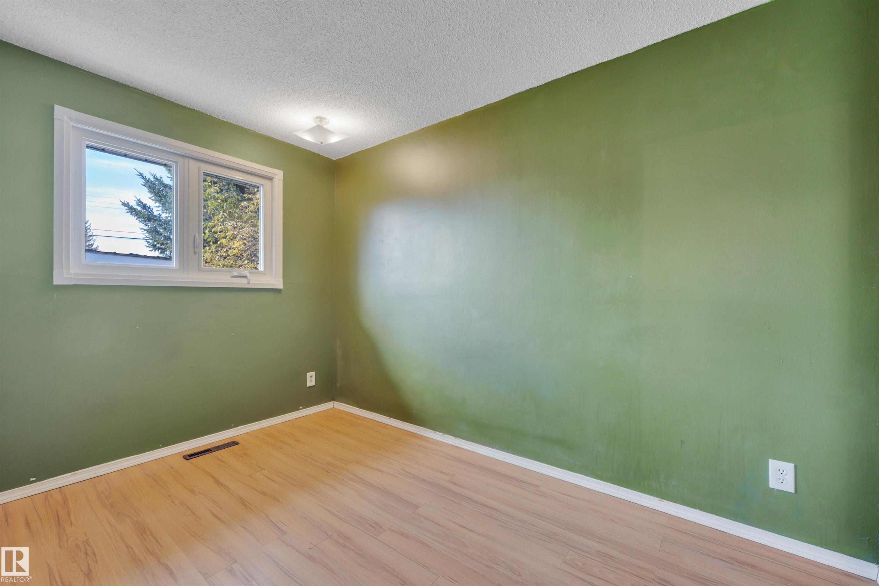 Photo 18 at 8328 165 Street NW, Elmwood, Edmonton