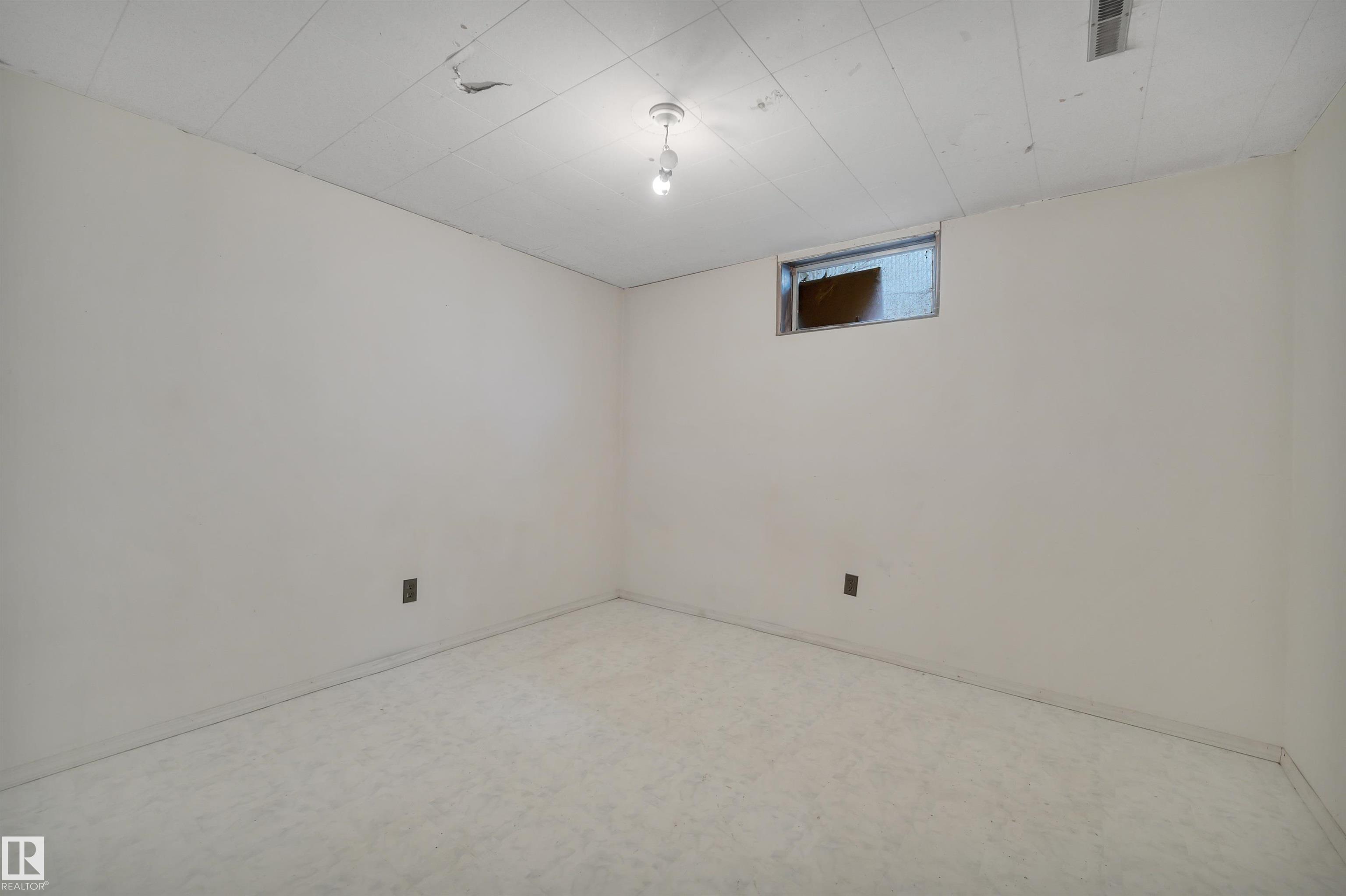 Photo 33 at 8328 165 Street NW, Elmwood, Edmonton