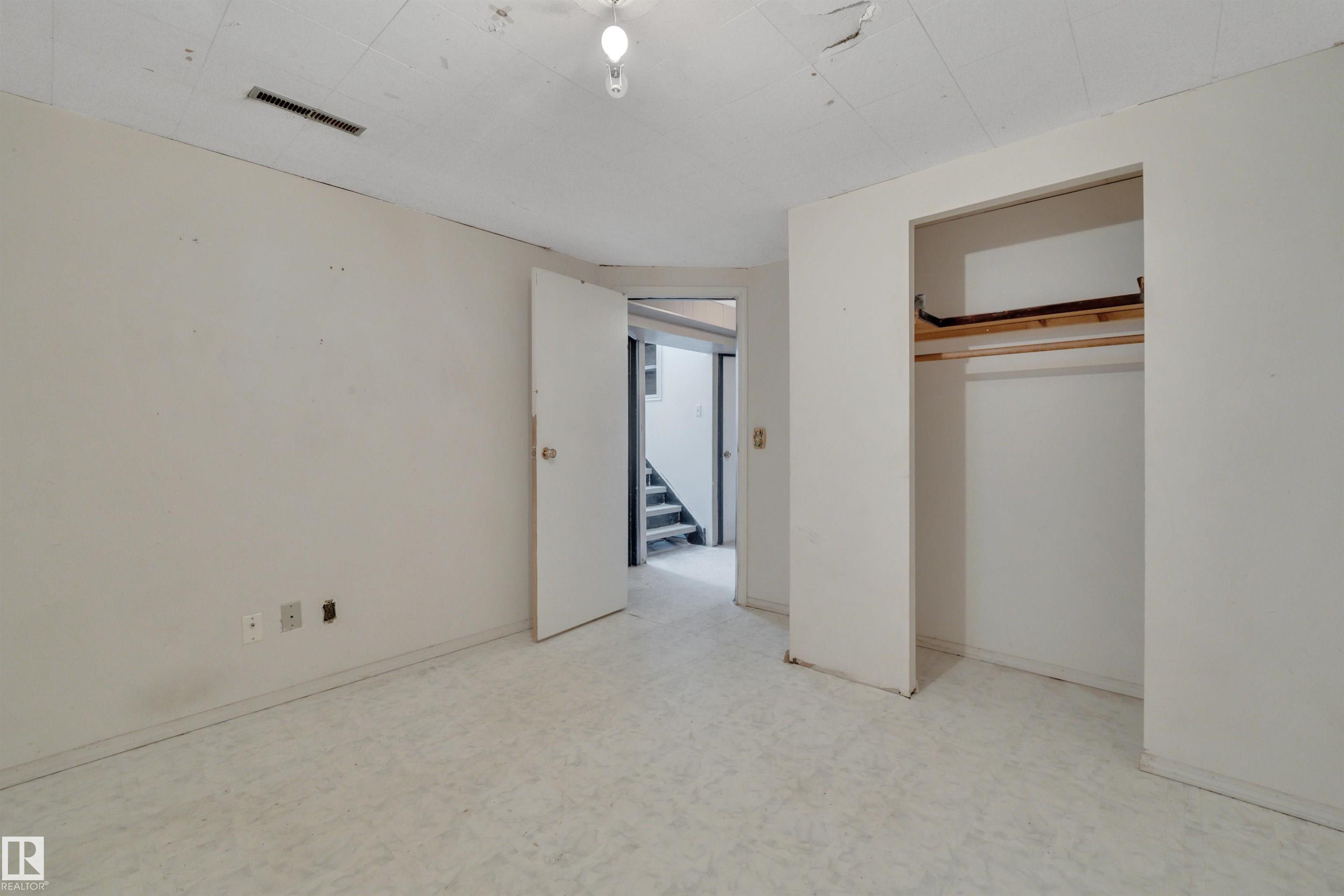 Photo 34 at 8328 165 Street NW, Elmwood, Edmonton